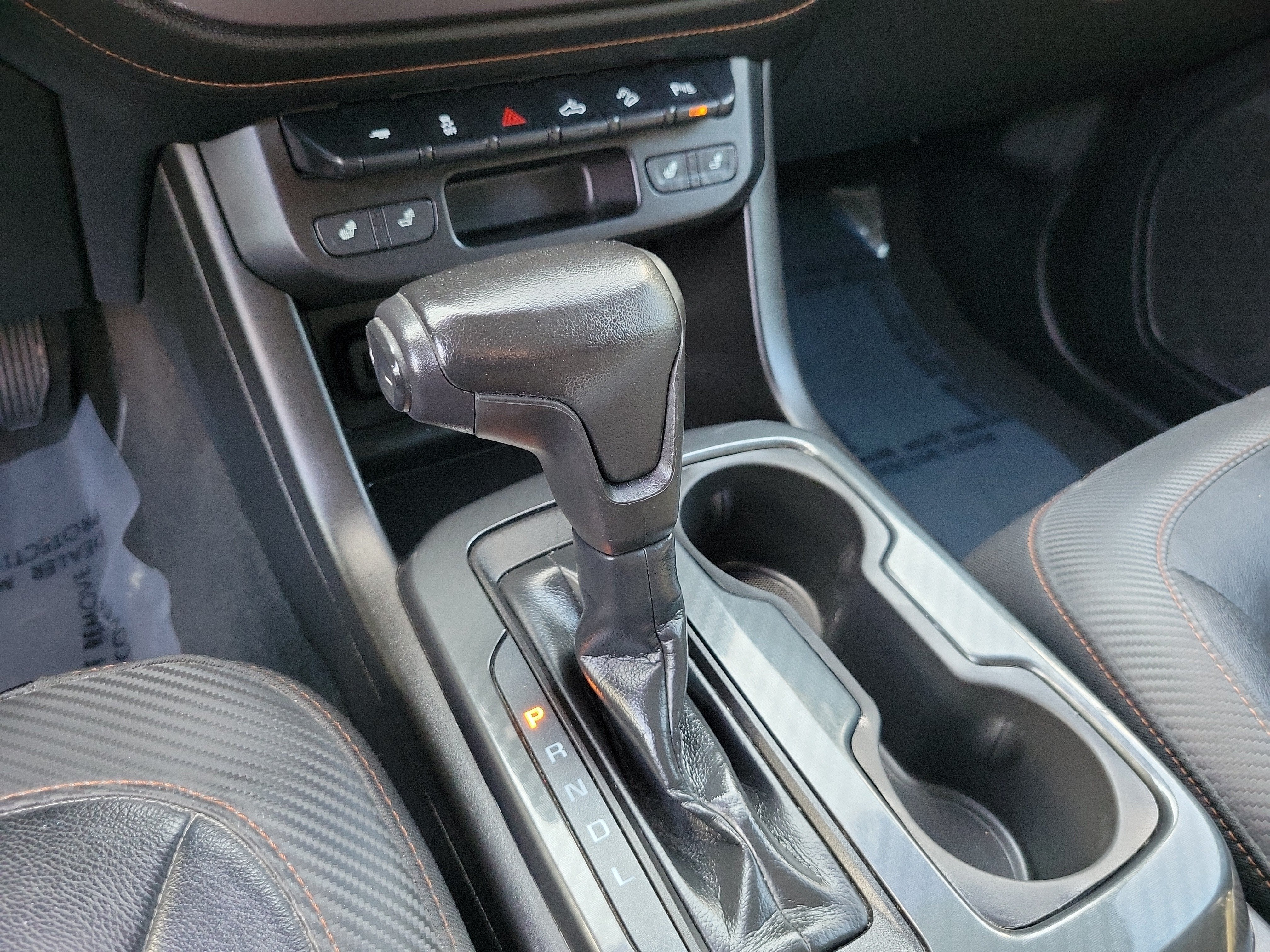 2021 GMC Canyon 4WD AT4 w/Leather