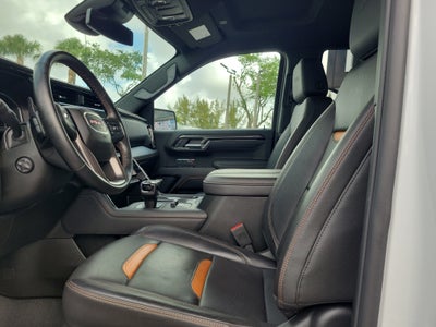 2025 GMC Sierra 1500 AT4 4WD