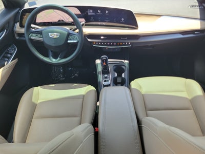 2024 Cadillac XT4 FWD Luxury