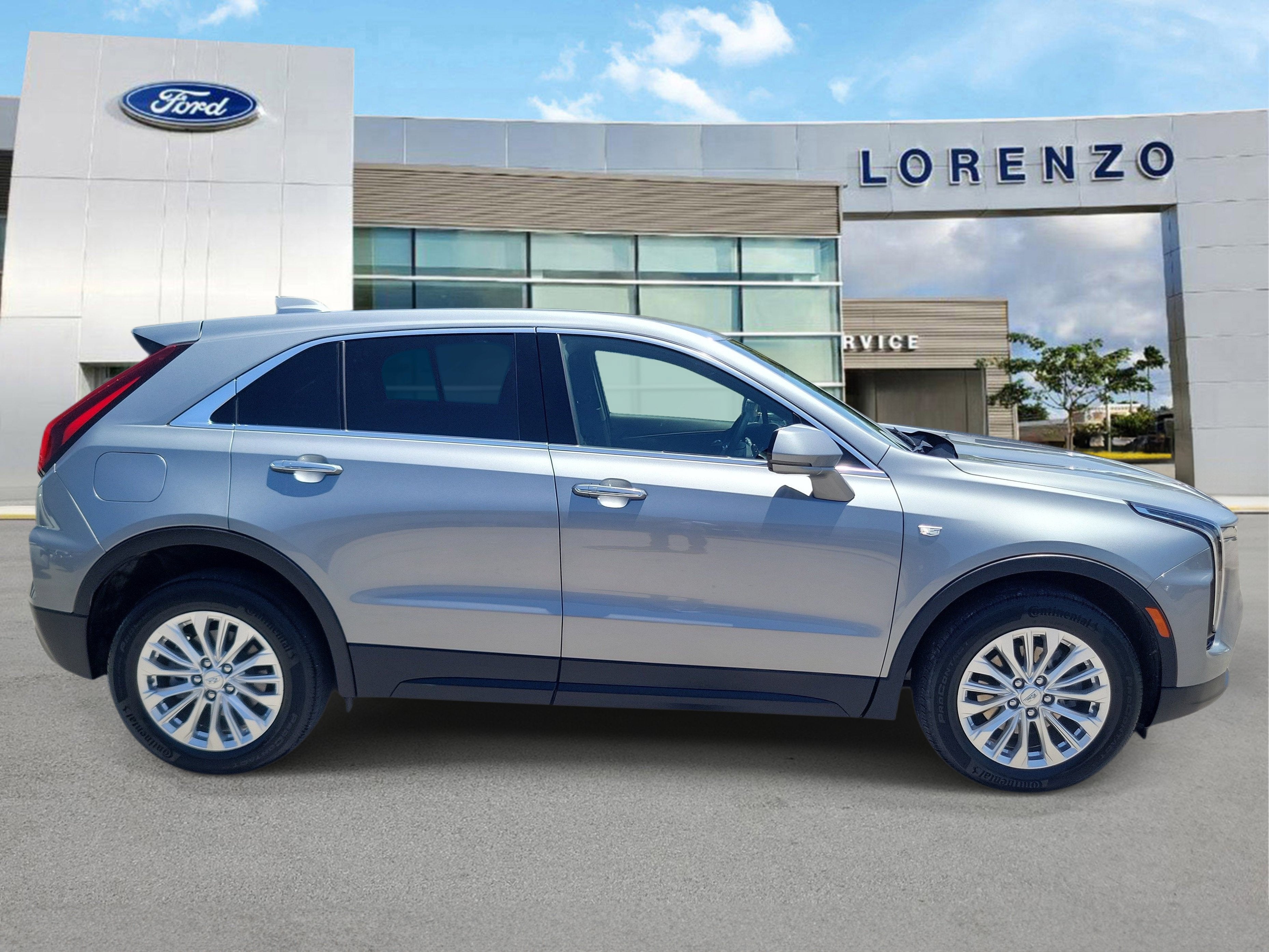 2024 Cadillac XT4 FWD Luxury