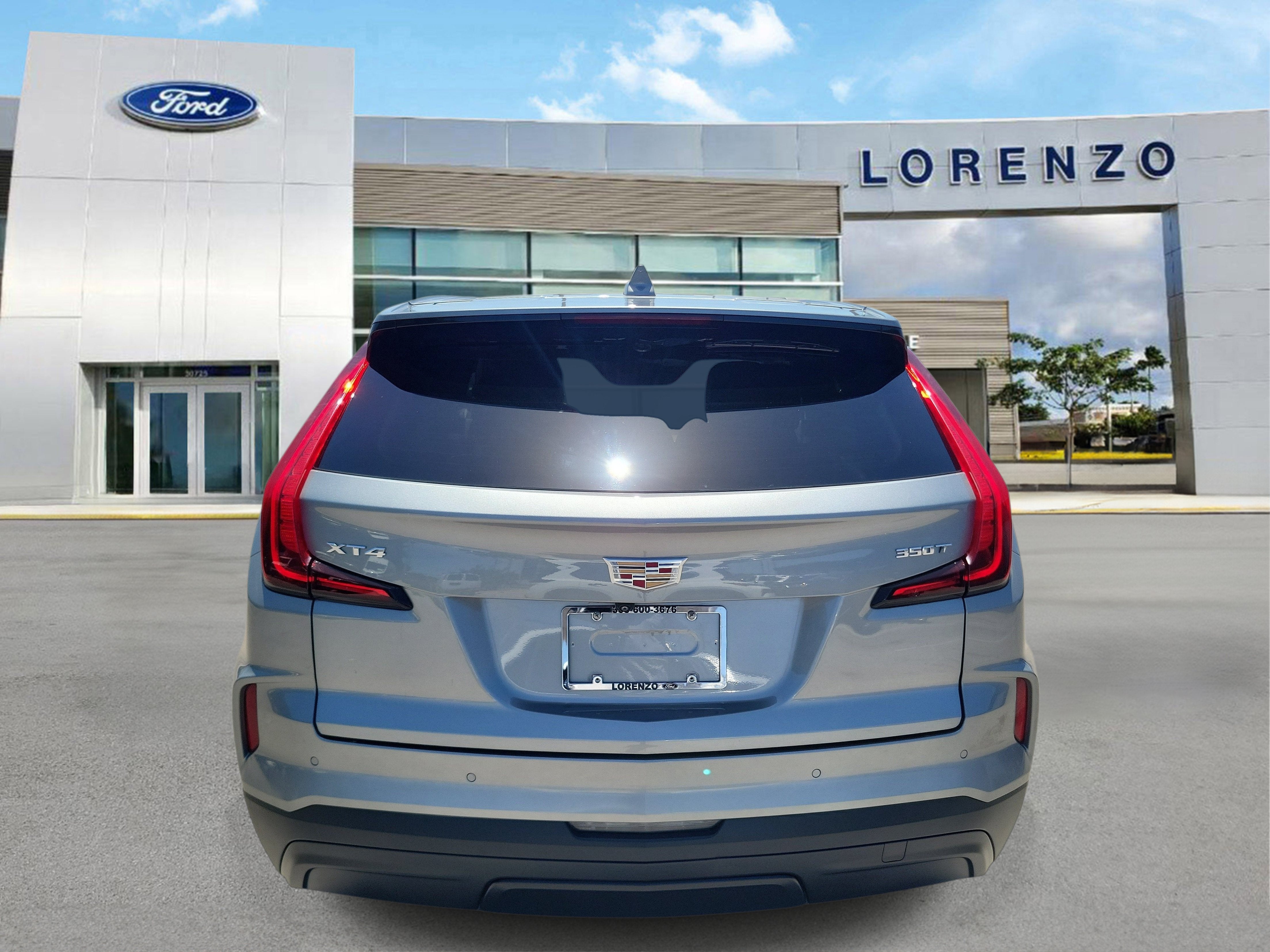 2024 Cadillac XT4 FWD Luxury