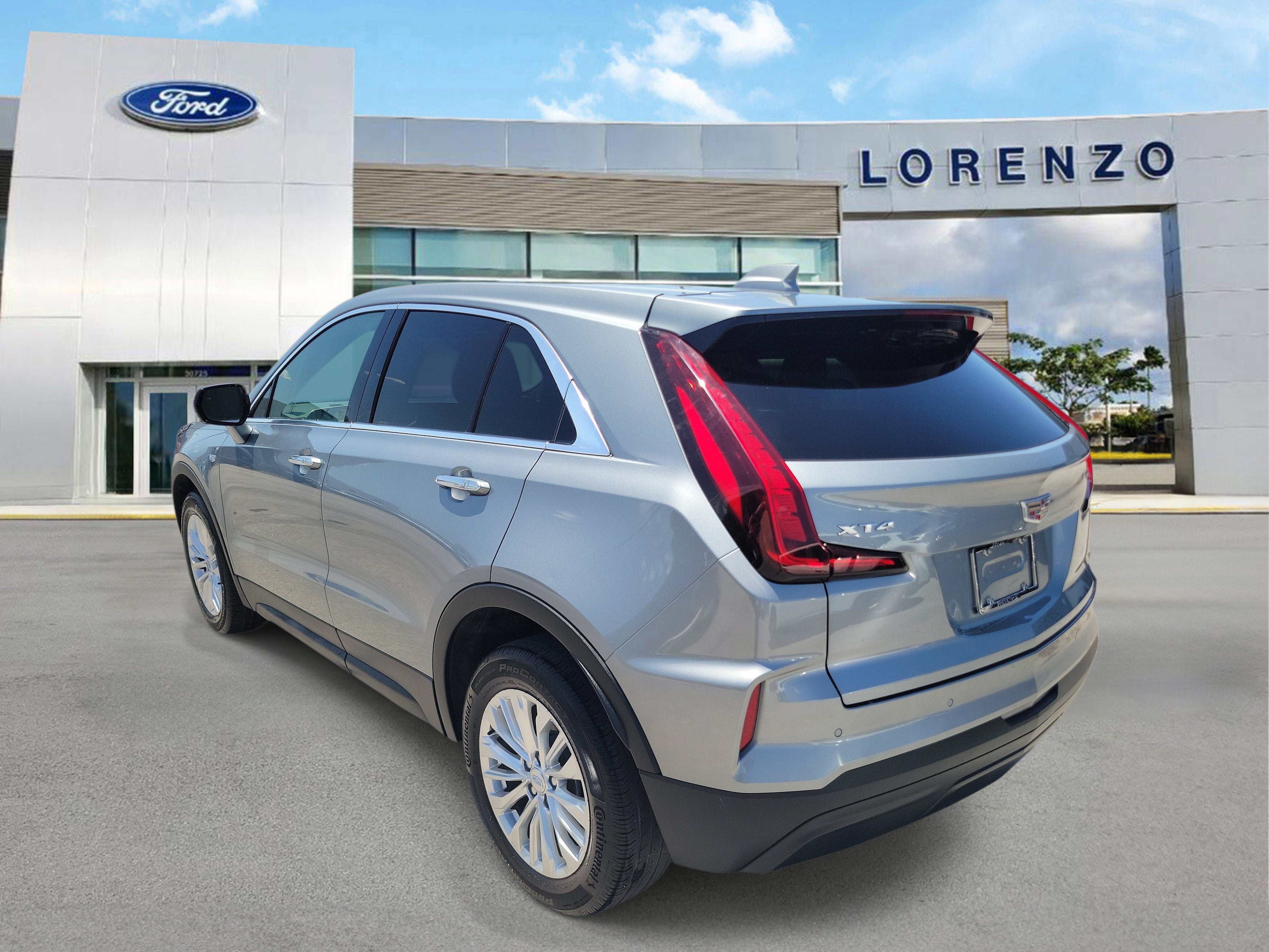 2024 Cadillac XT4 FWD Luxury