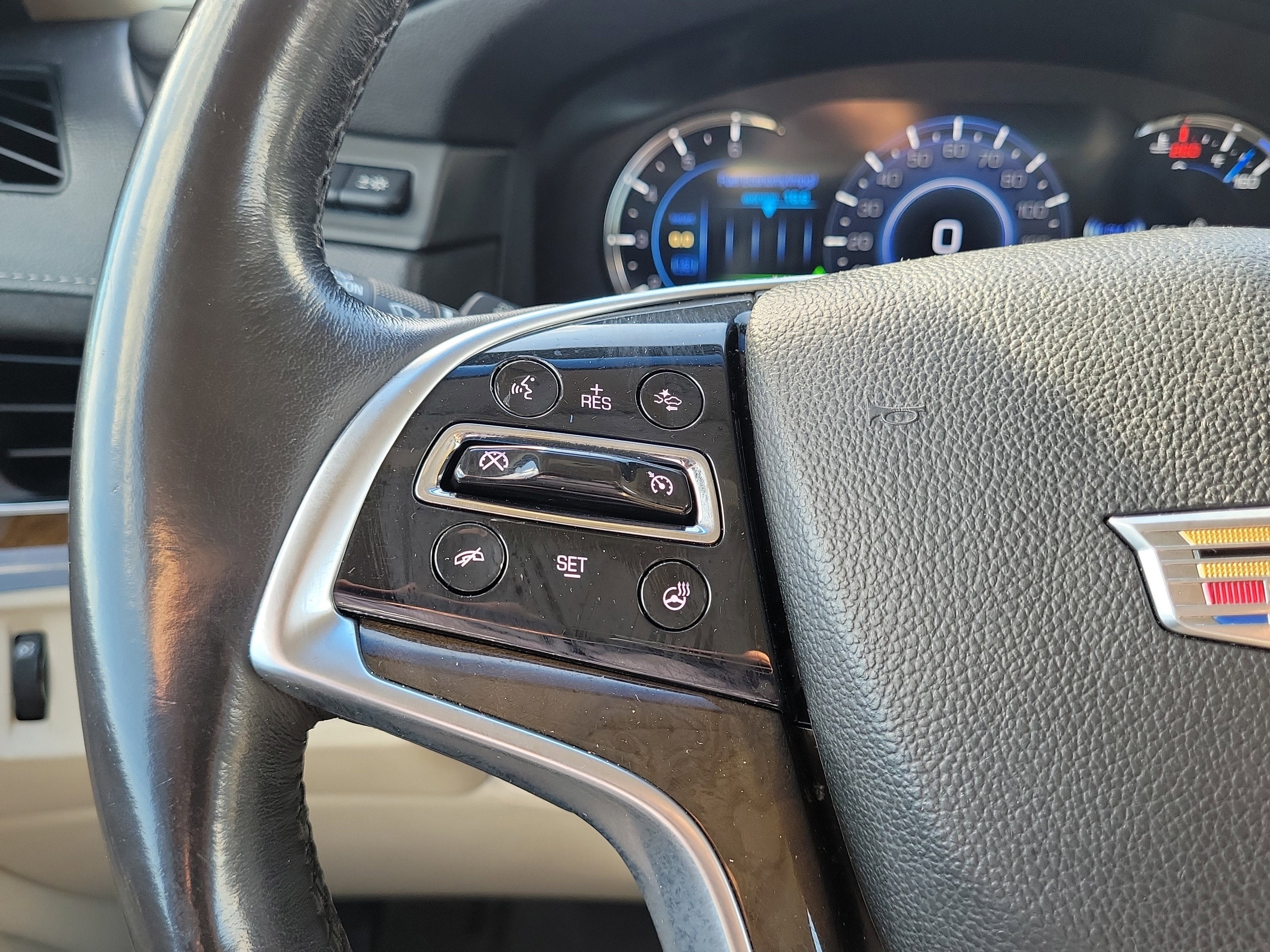 2018 Cadillac Escalade Luxury