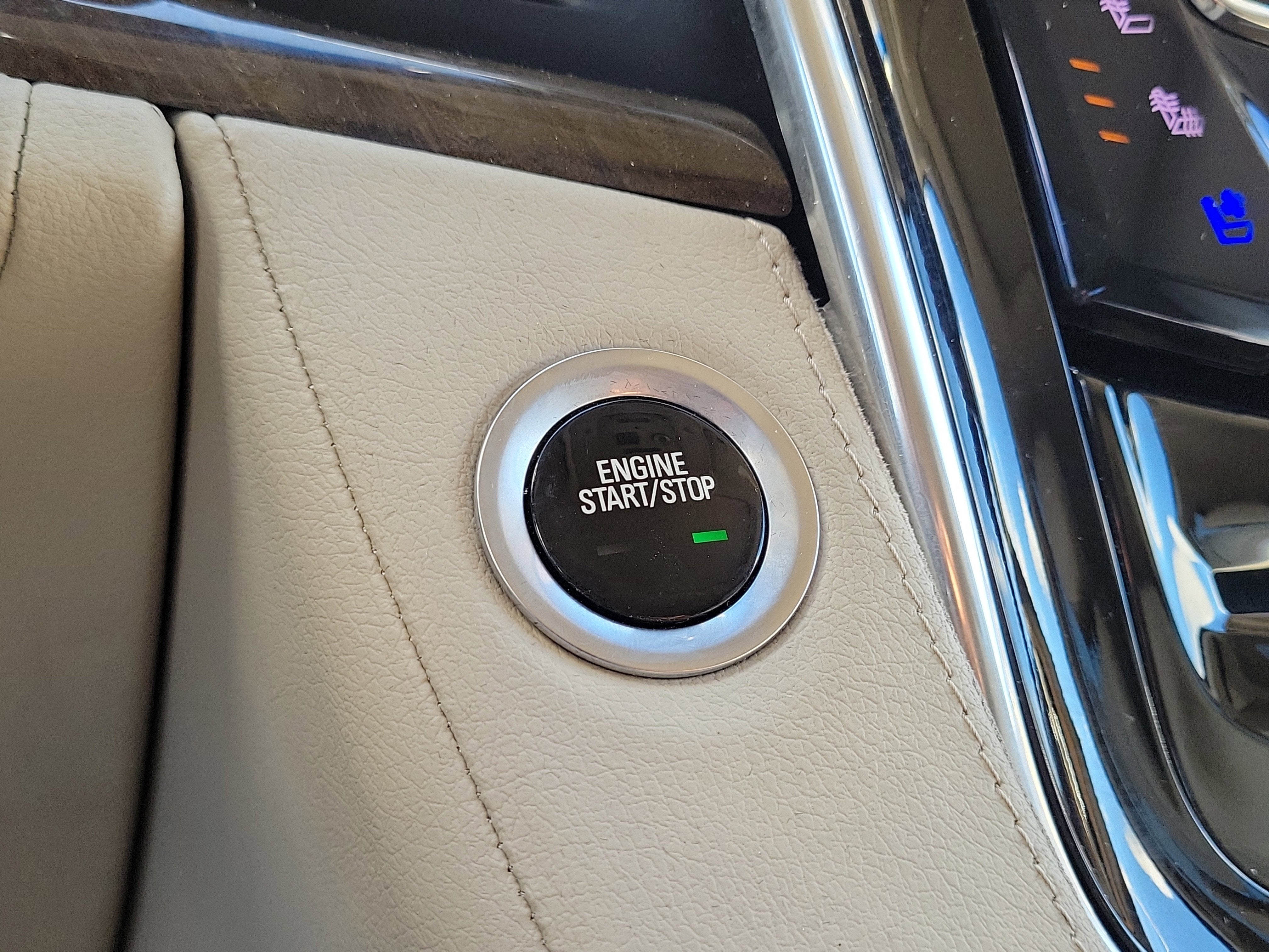 2018 Cadillac Escalade Luxury