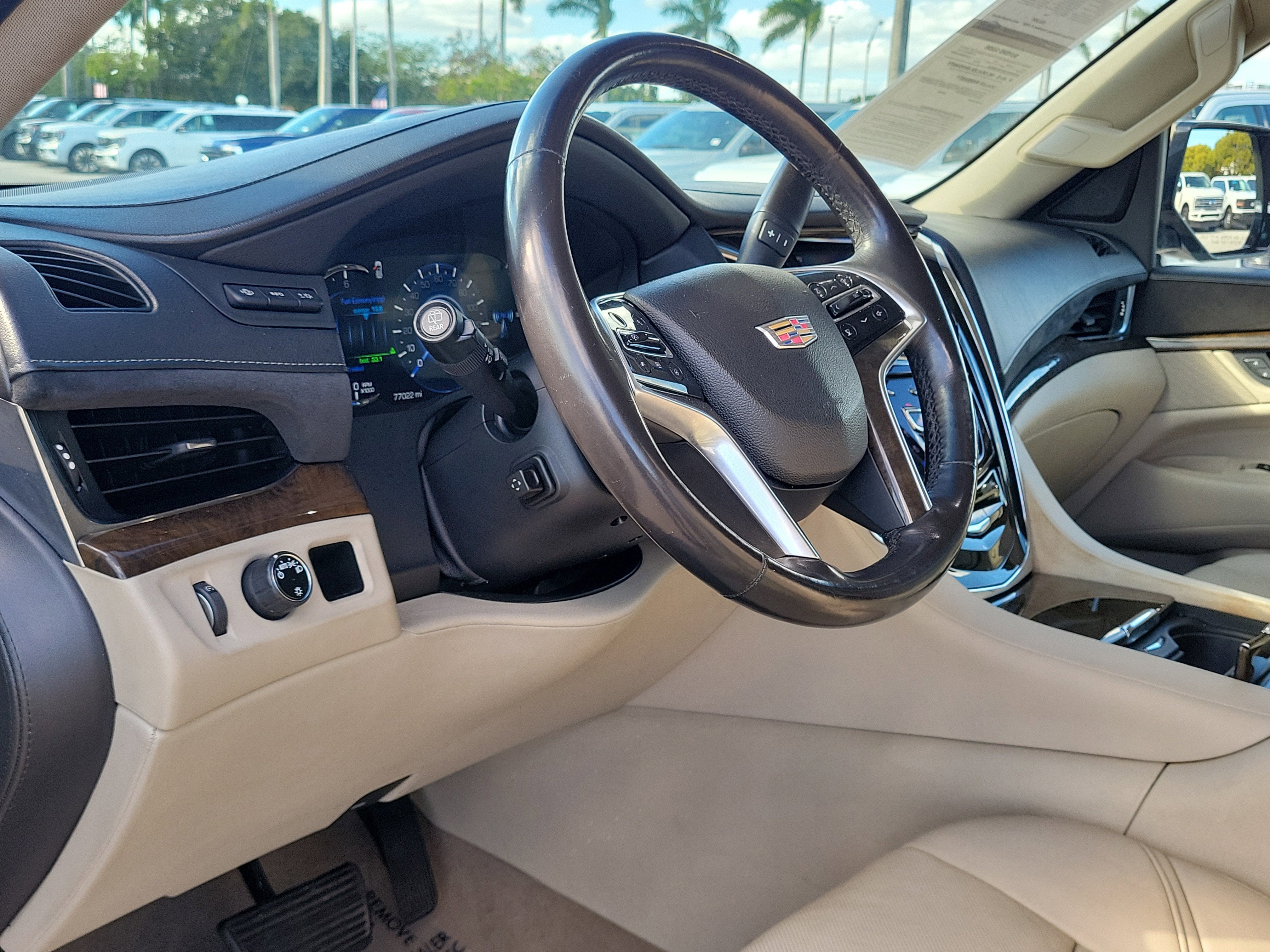 2018 Cadillac Escalade Luxury