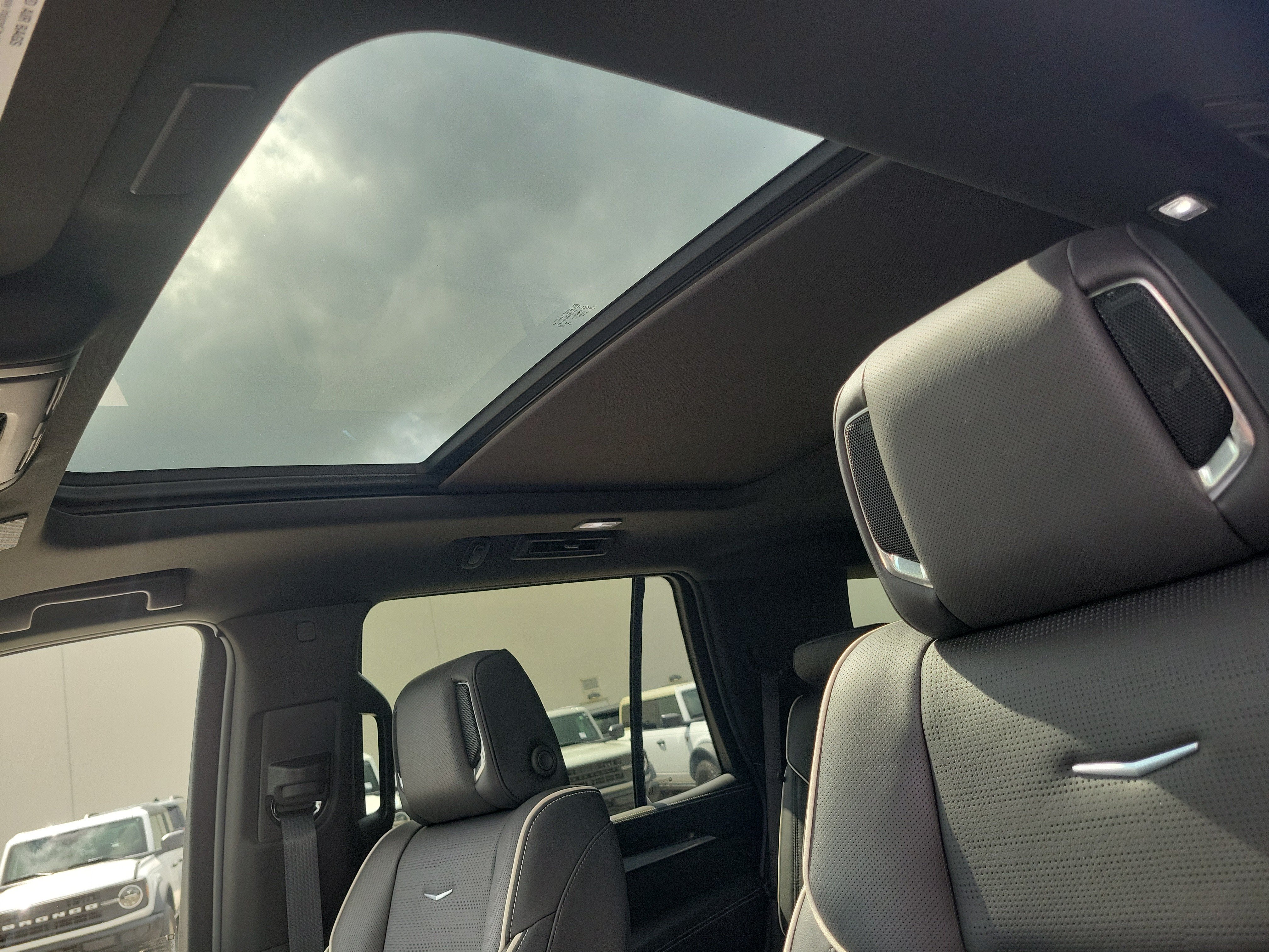 2025 Cadillac Escalade 4WD Premium Luxury