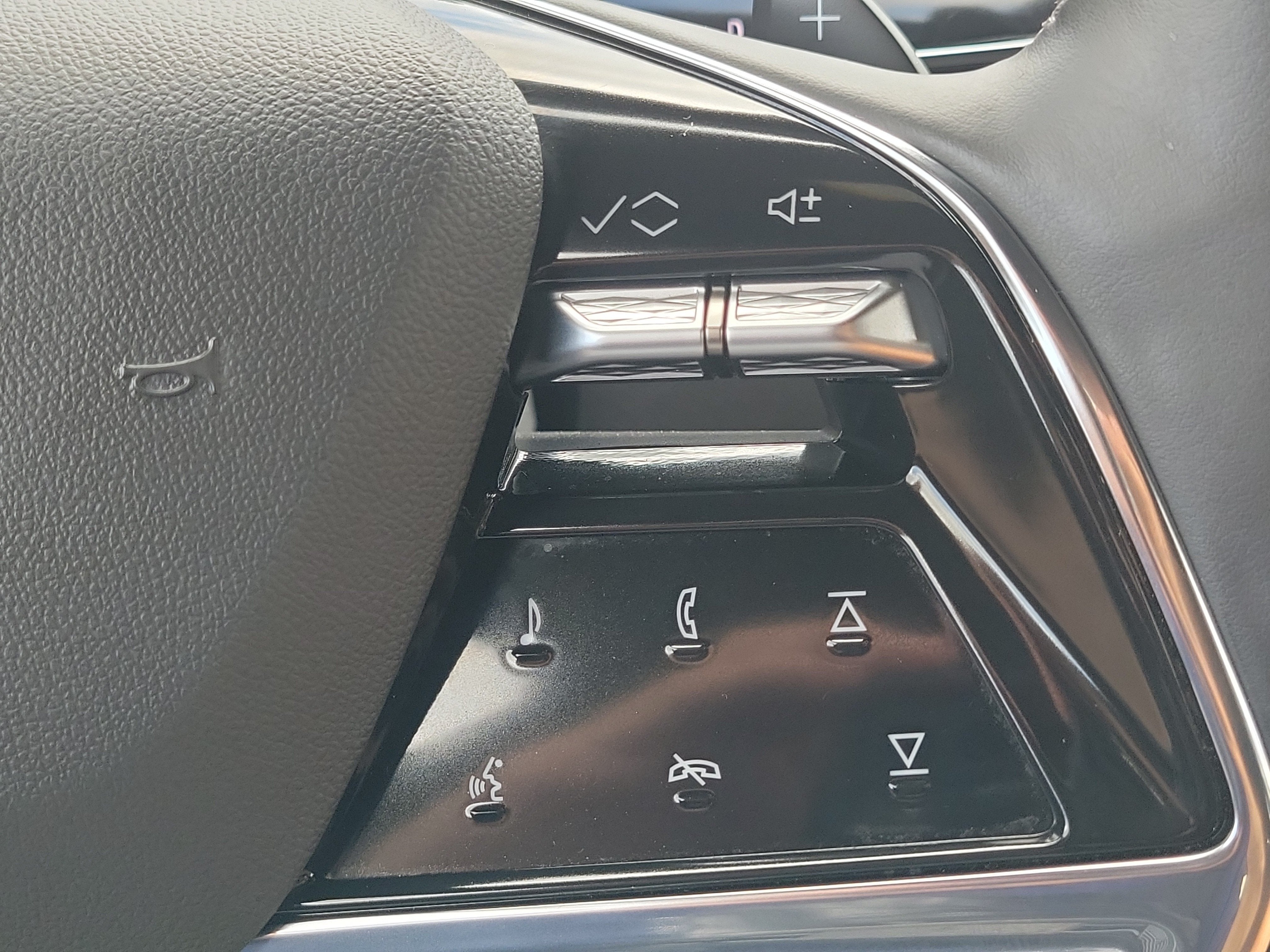 2025 Cadillac Escalade 4WD Premium Luxury
