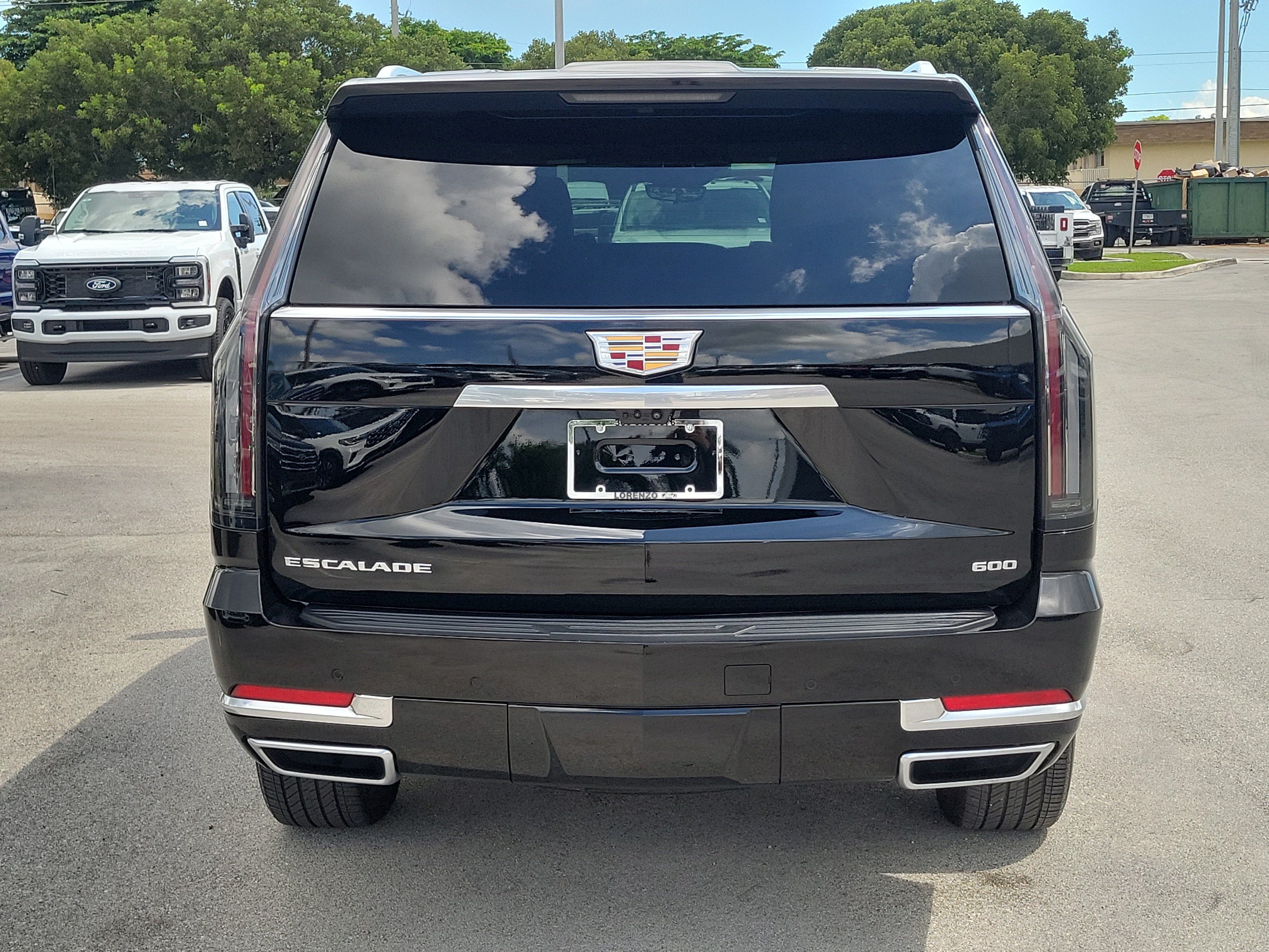 2025 Cadillac Escalade 4WD Premium Luxury