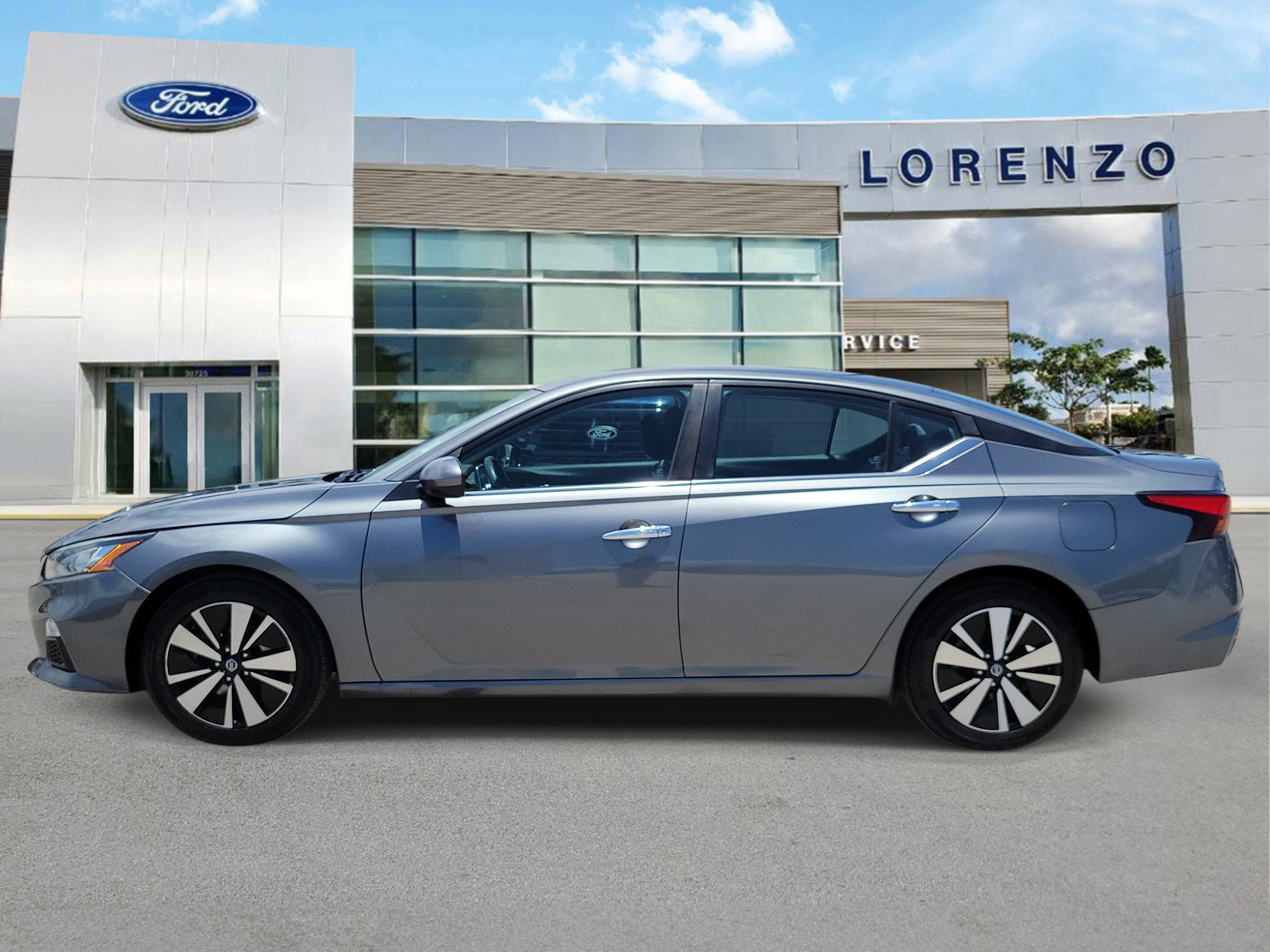 2022 Nissan Altima 2.5 SV