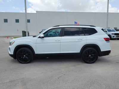 2025 Volkswagen Atlas 2.0T SE w/Technology