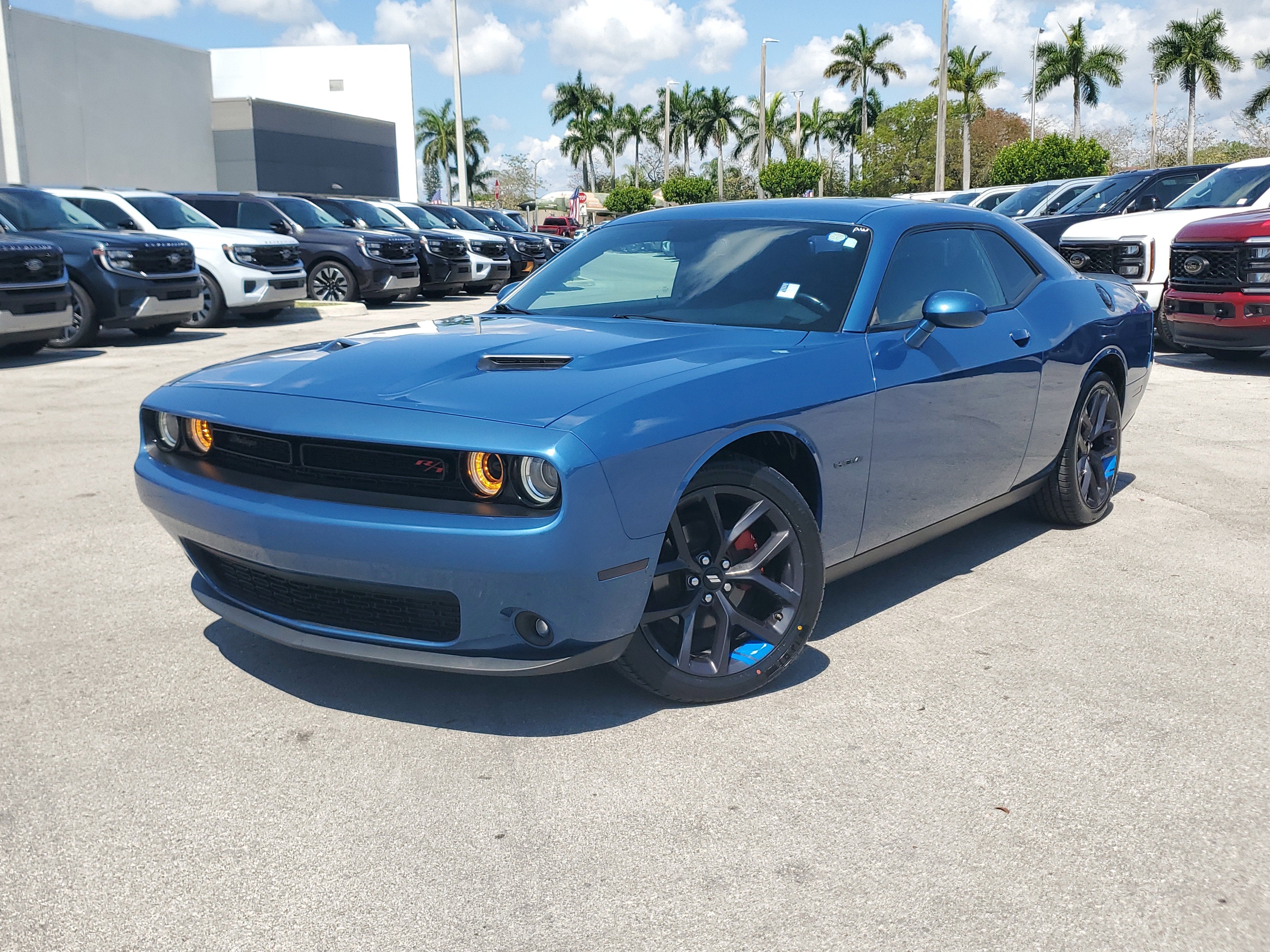 2021 Dodge Challenger SXT