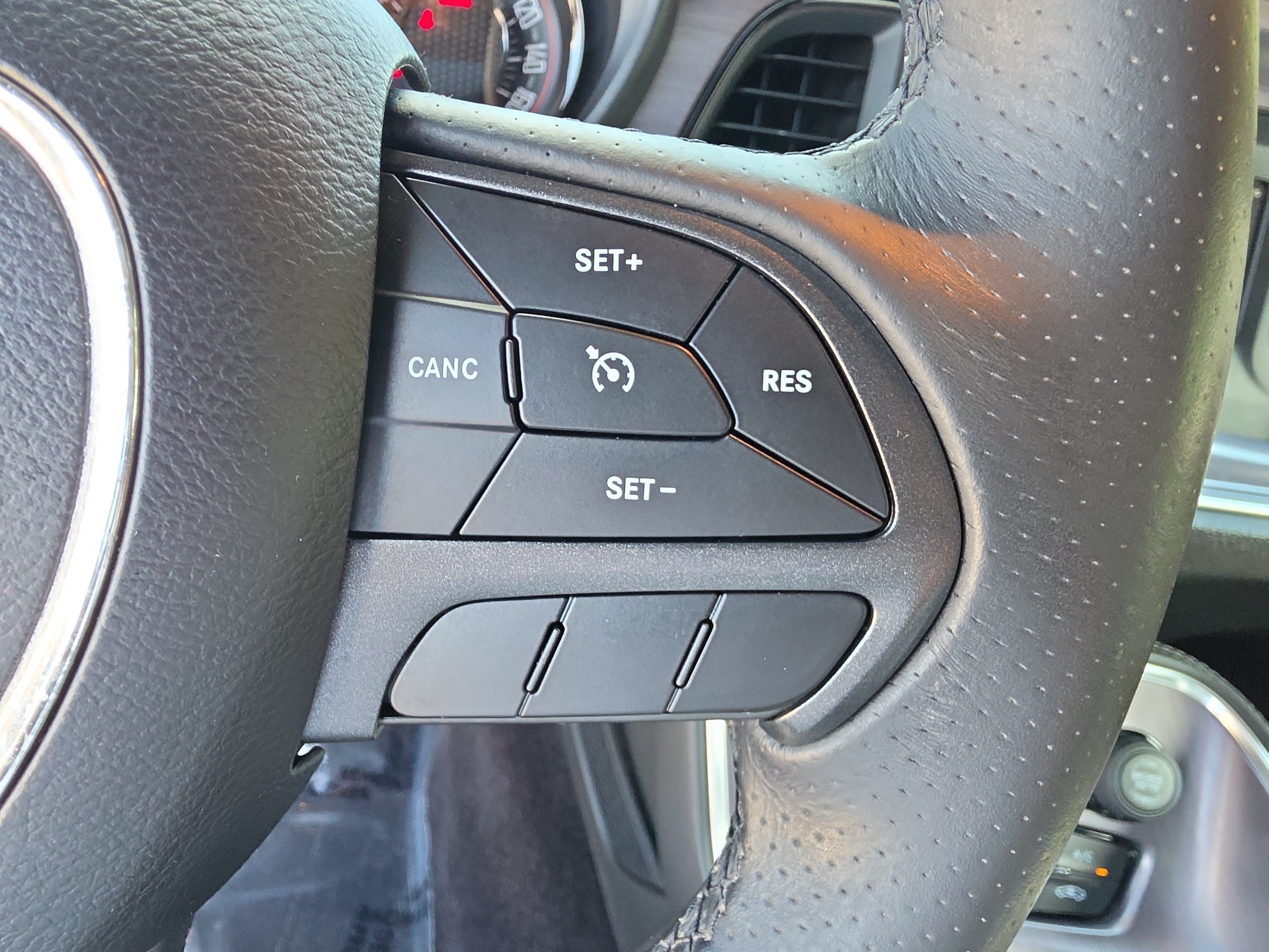 2017 Dodge Challenger R/T