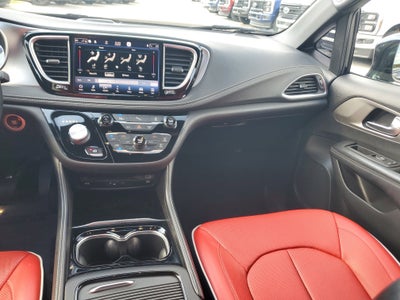 2021 Chrysler Pacifica Hybrid Limited