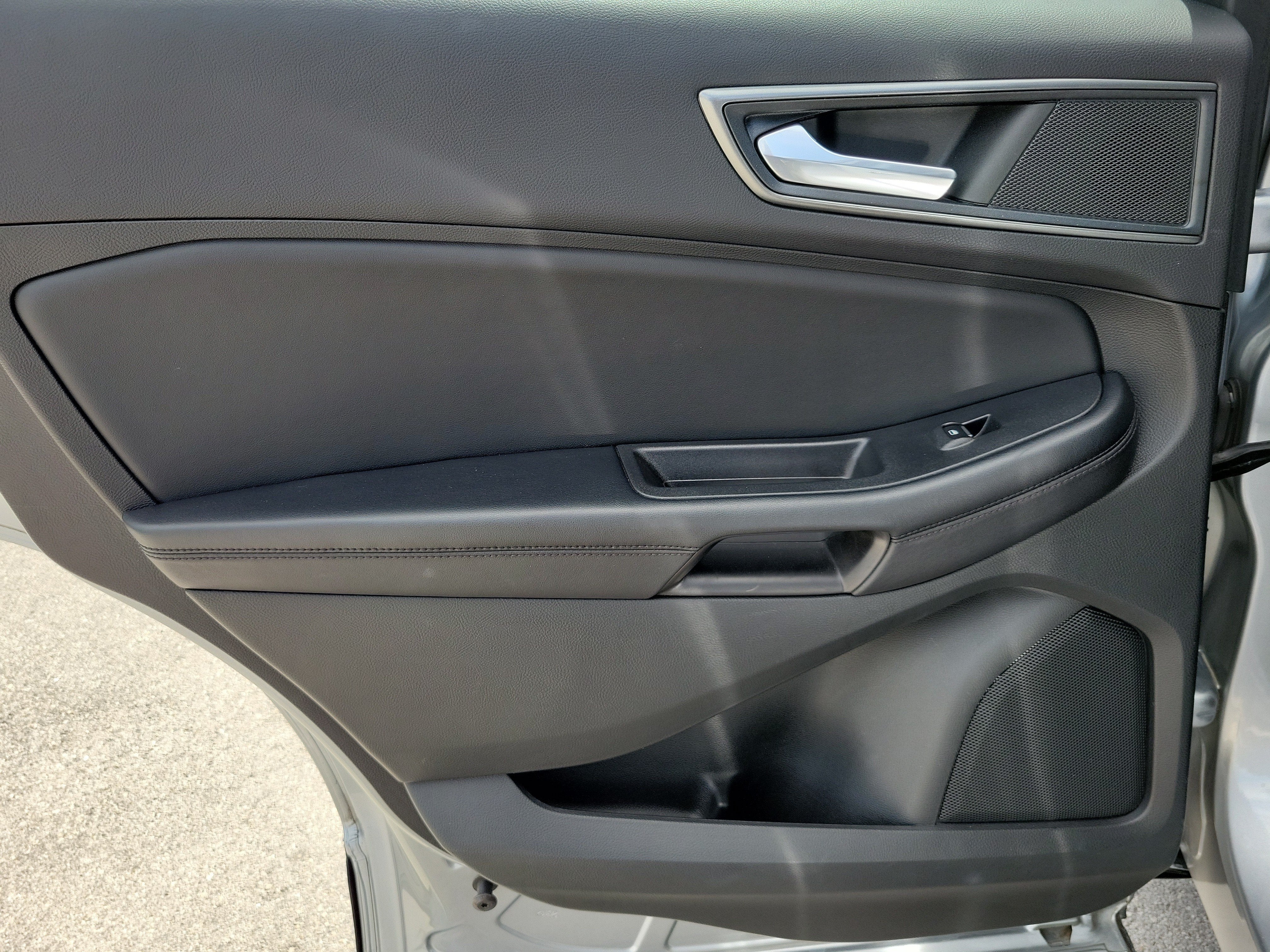 2022 Ford Edge SE 4WD