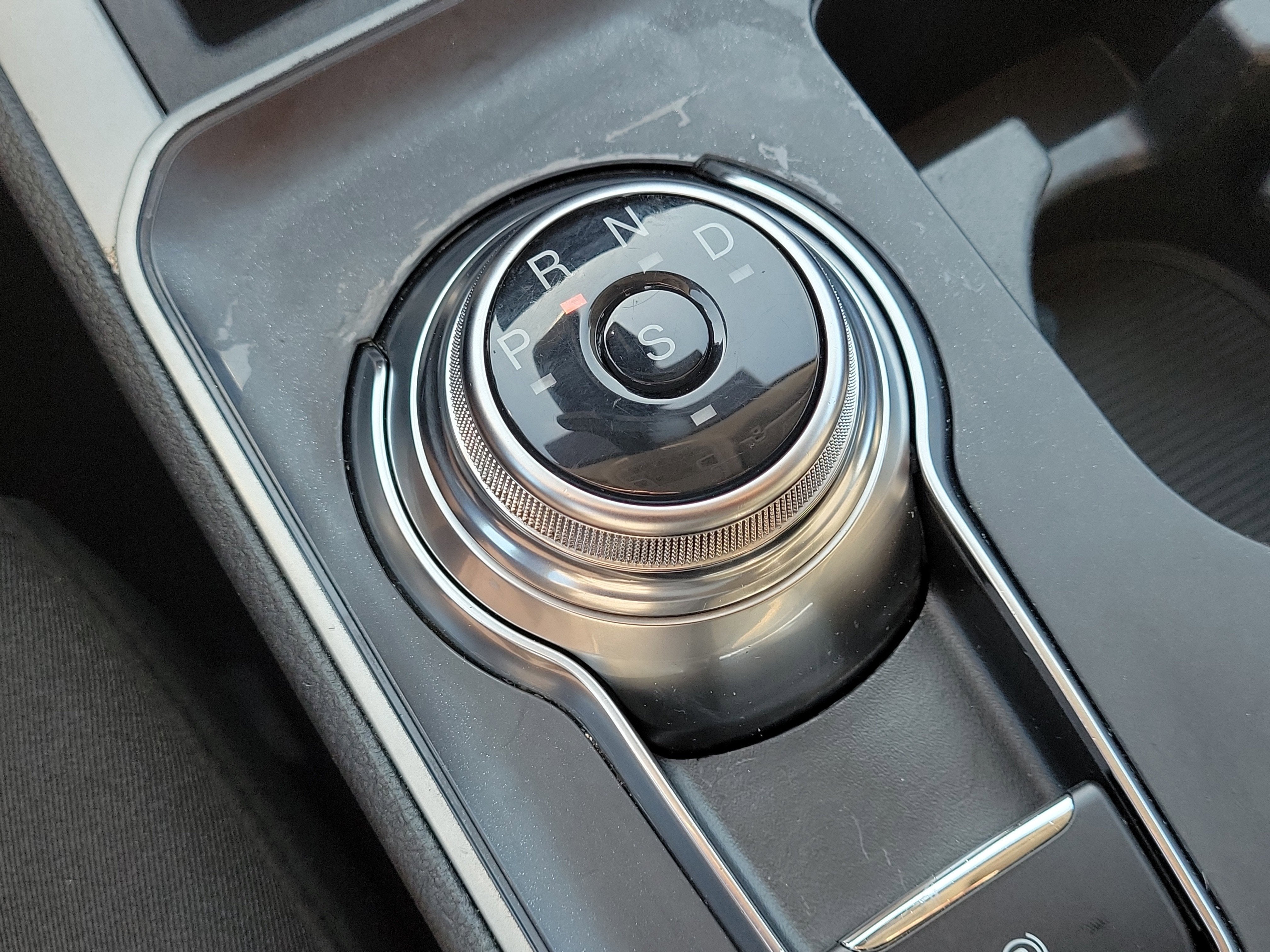 2022 Ford Edge SE 4WD