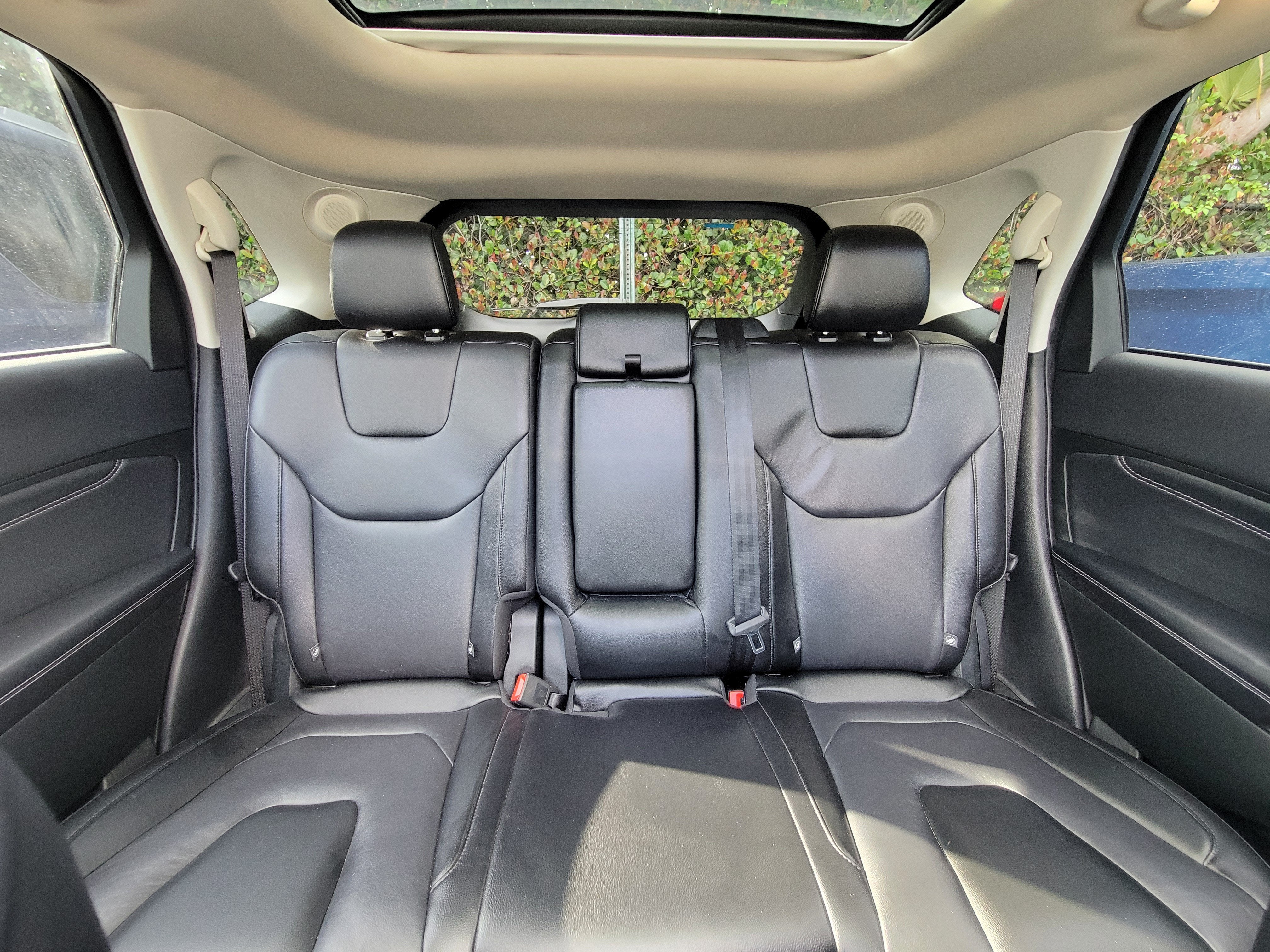 2022 Ford Edge Titanium 4WD