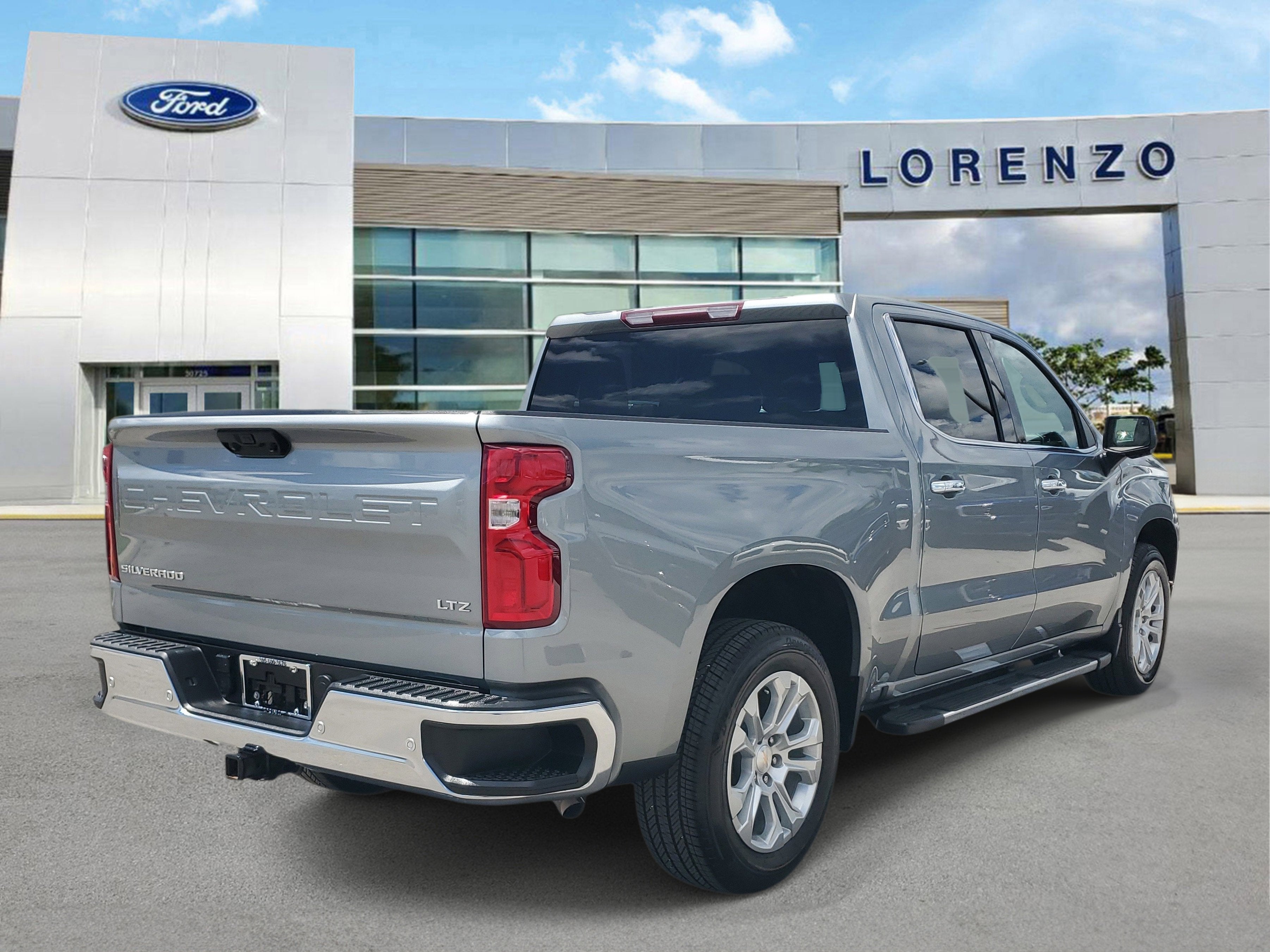 2024 Chevrolet Silverado 1500 LTZ