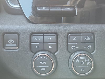 2023 Chevrolet Silverado 1500 High Country 4WD