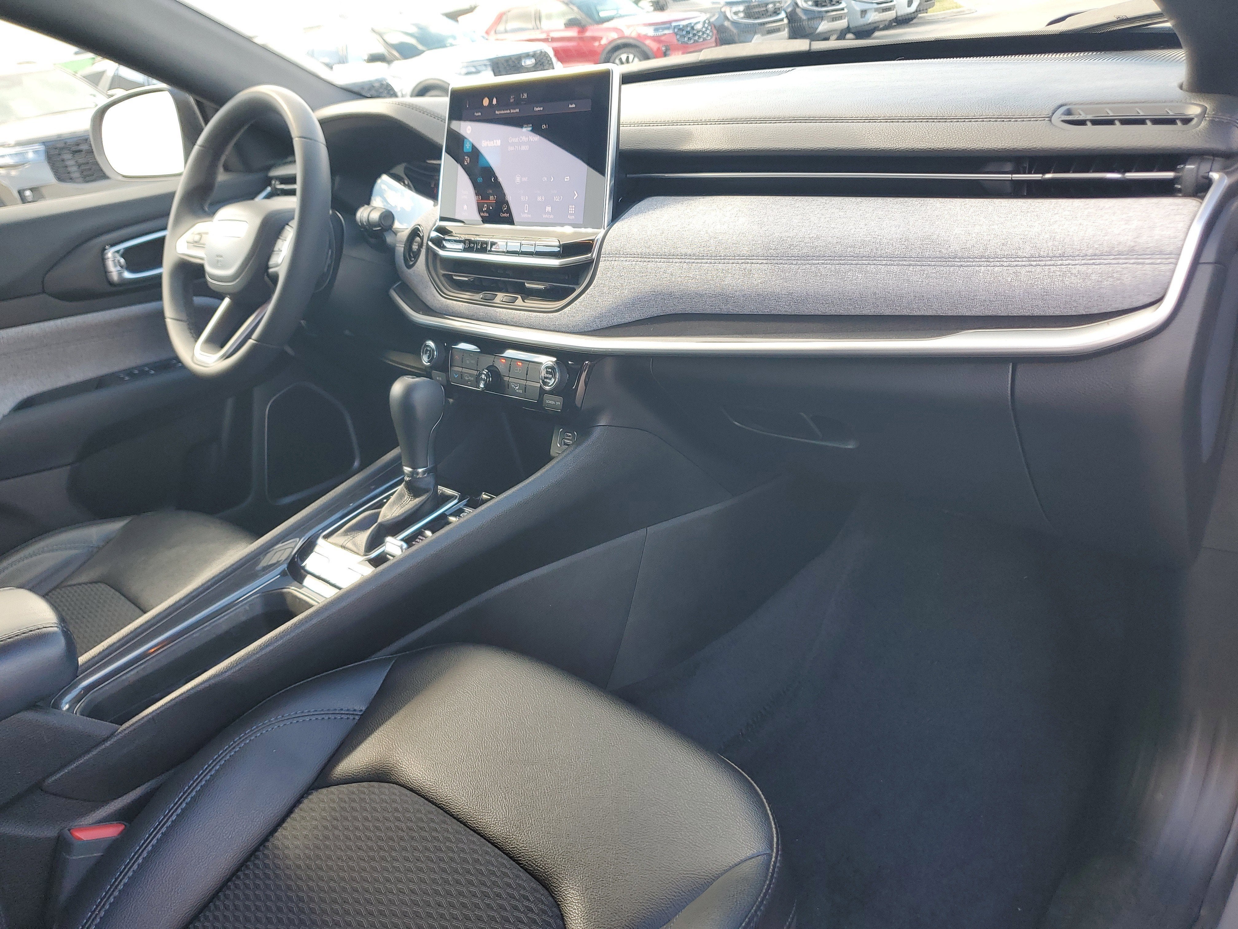 2023 Jeep Compass Latitude 4WD