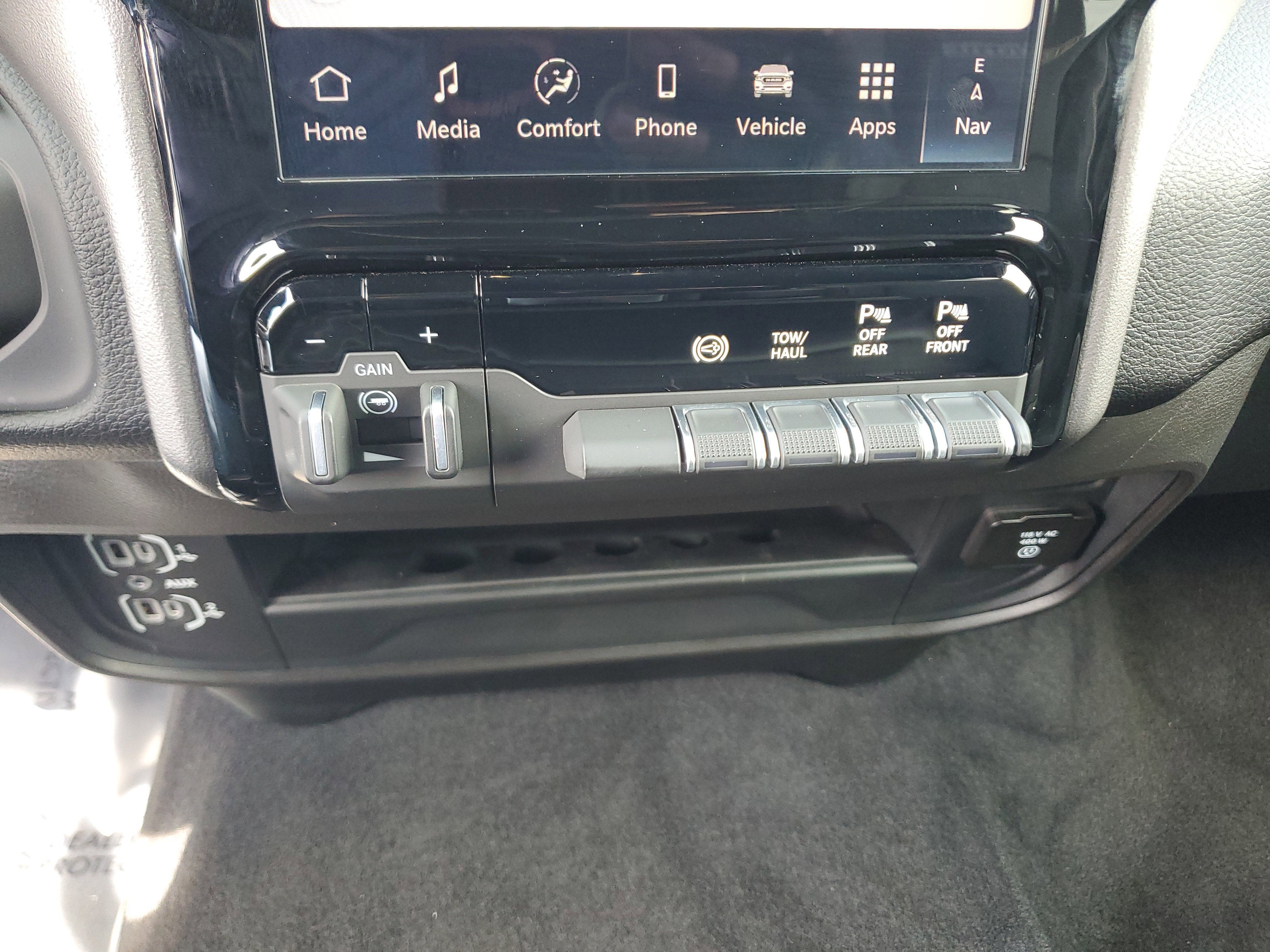 2026 RAM 2500 Laramie 4WD Diesel