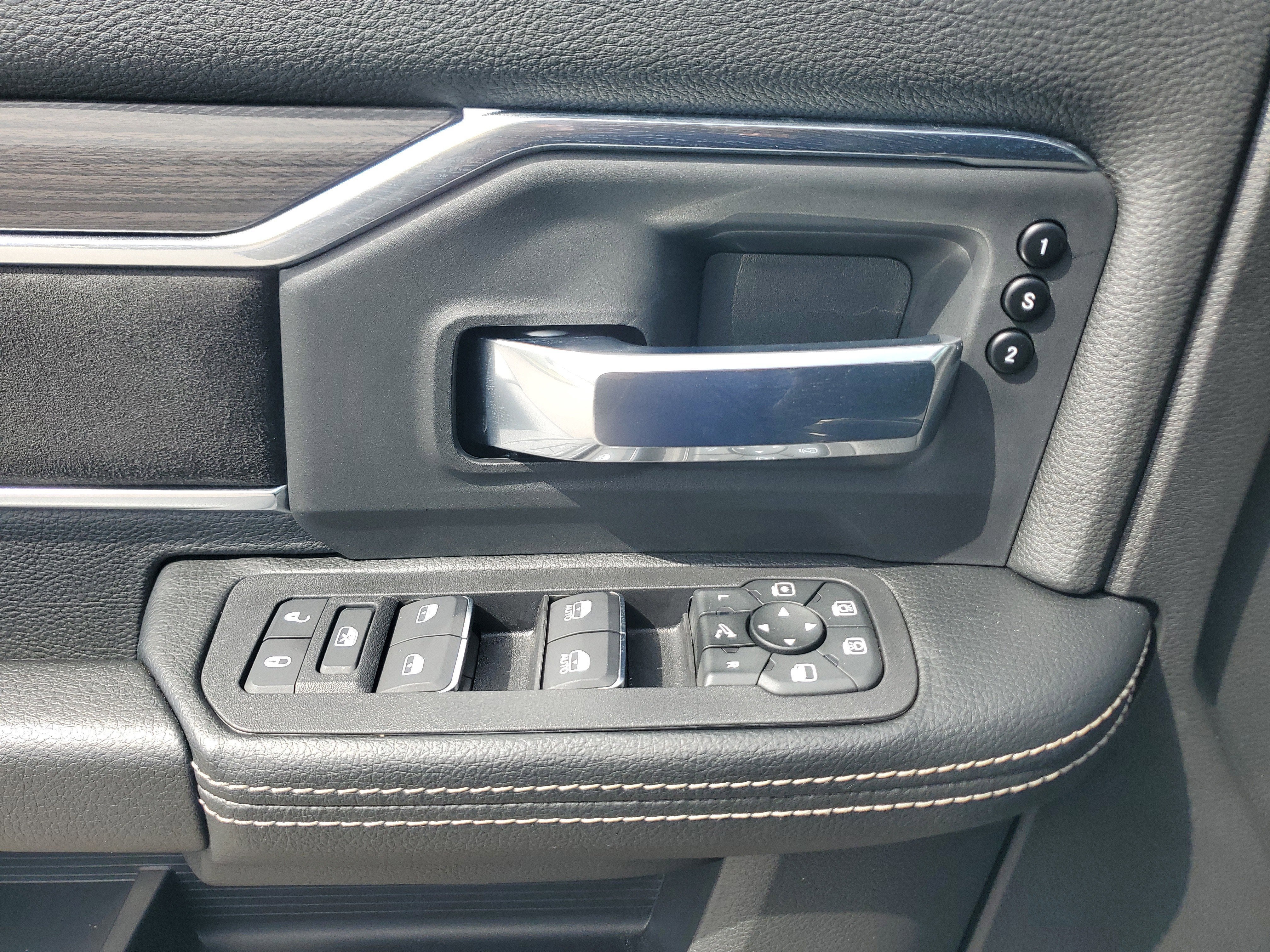 2026 RAM 2500 Laramie 4WD Diesel