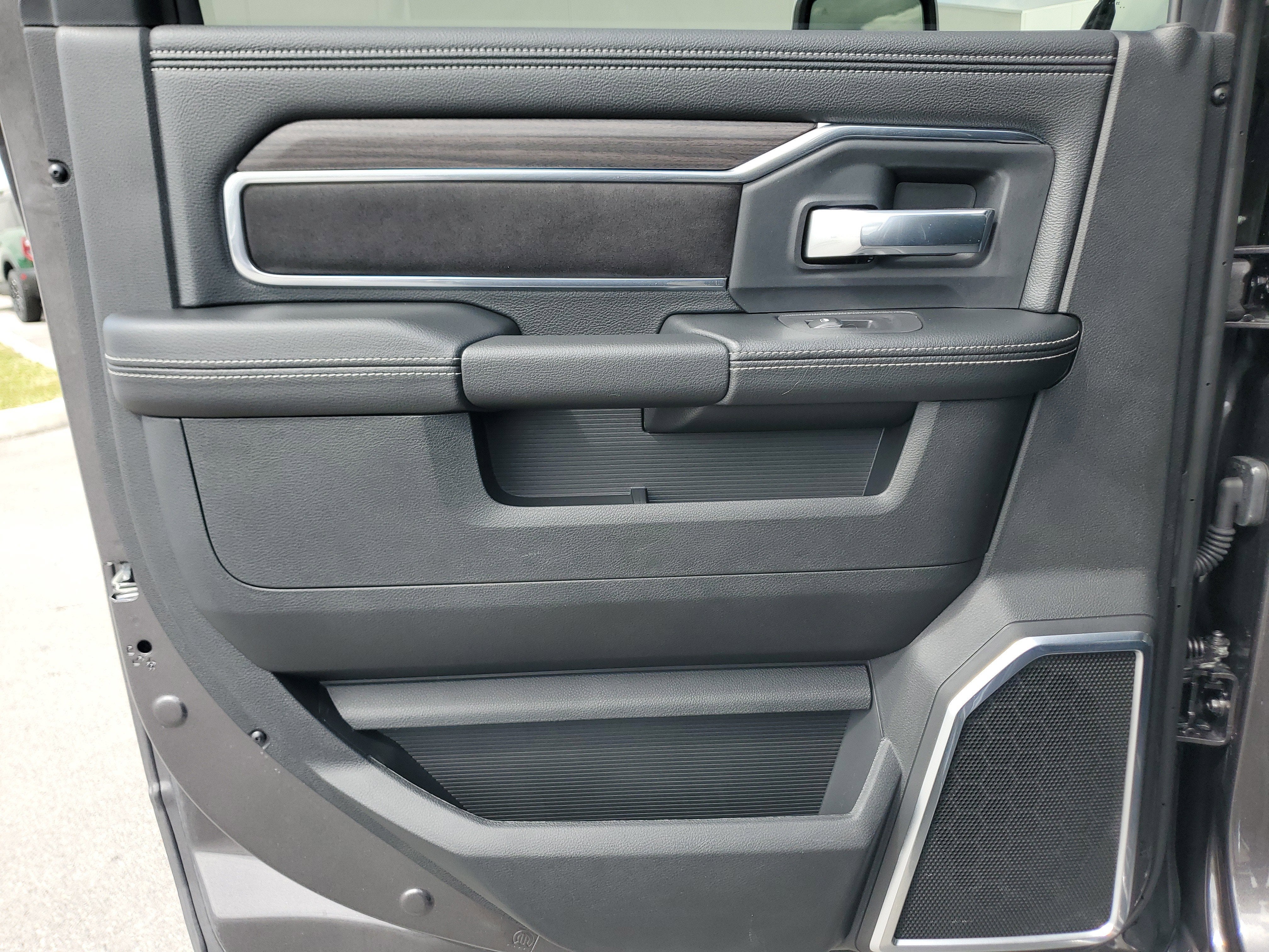 2026 RAM 2500 Laramie 4WD Diesel