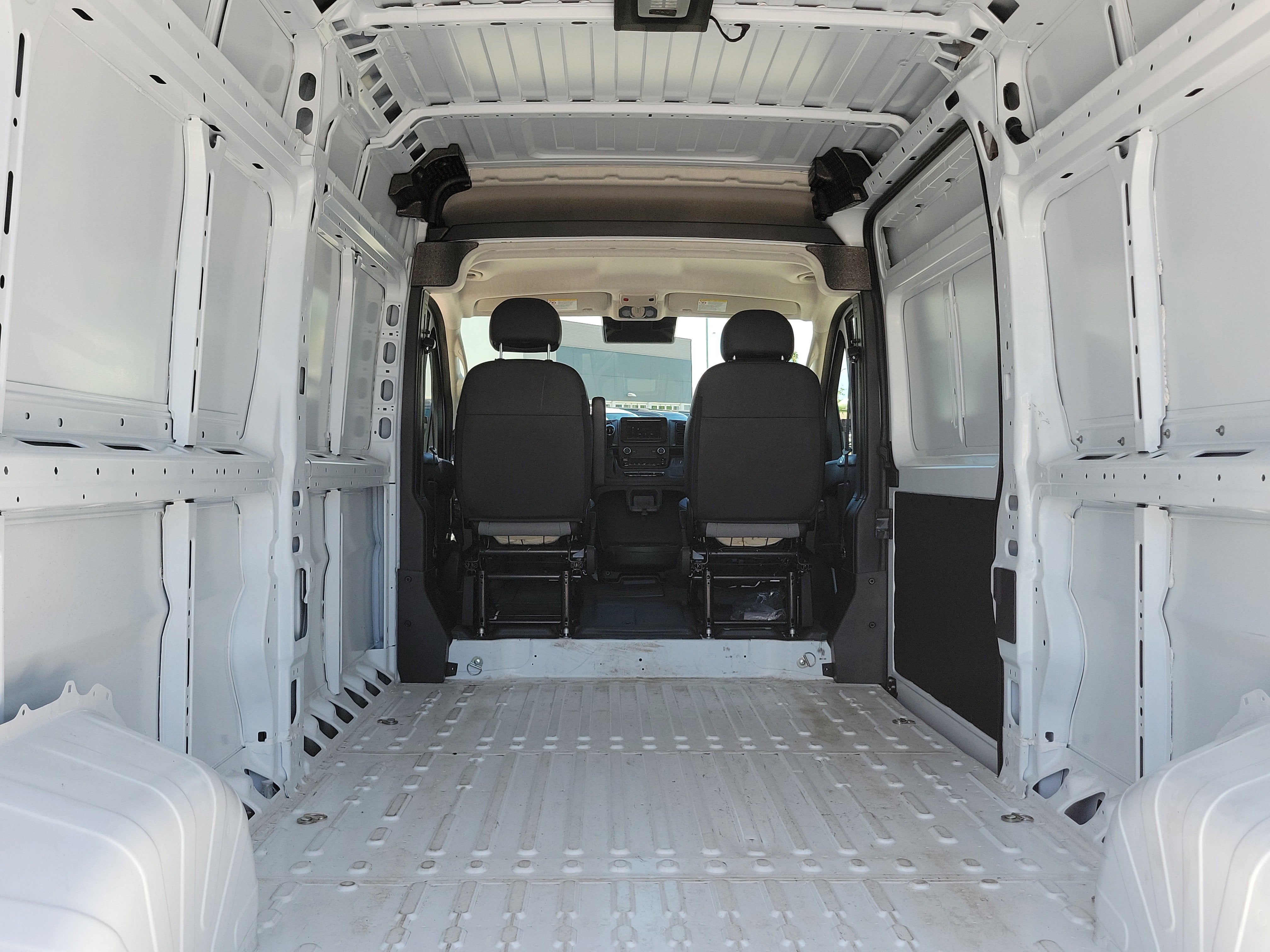 2026 RAM ProMaster Cargo Van Tradesman