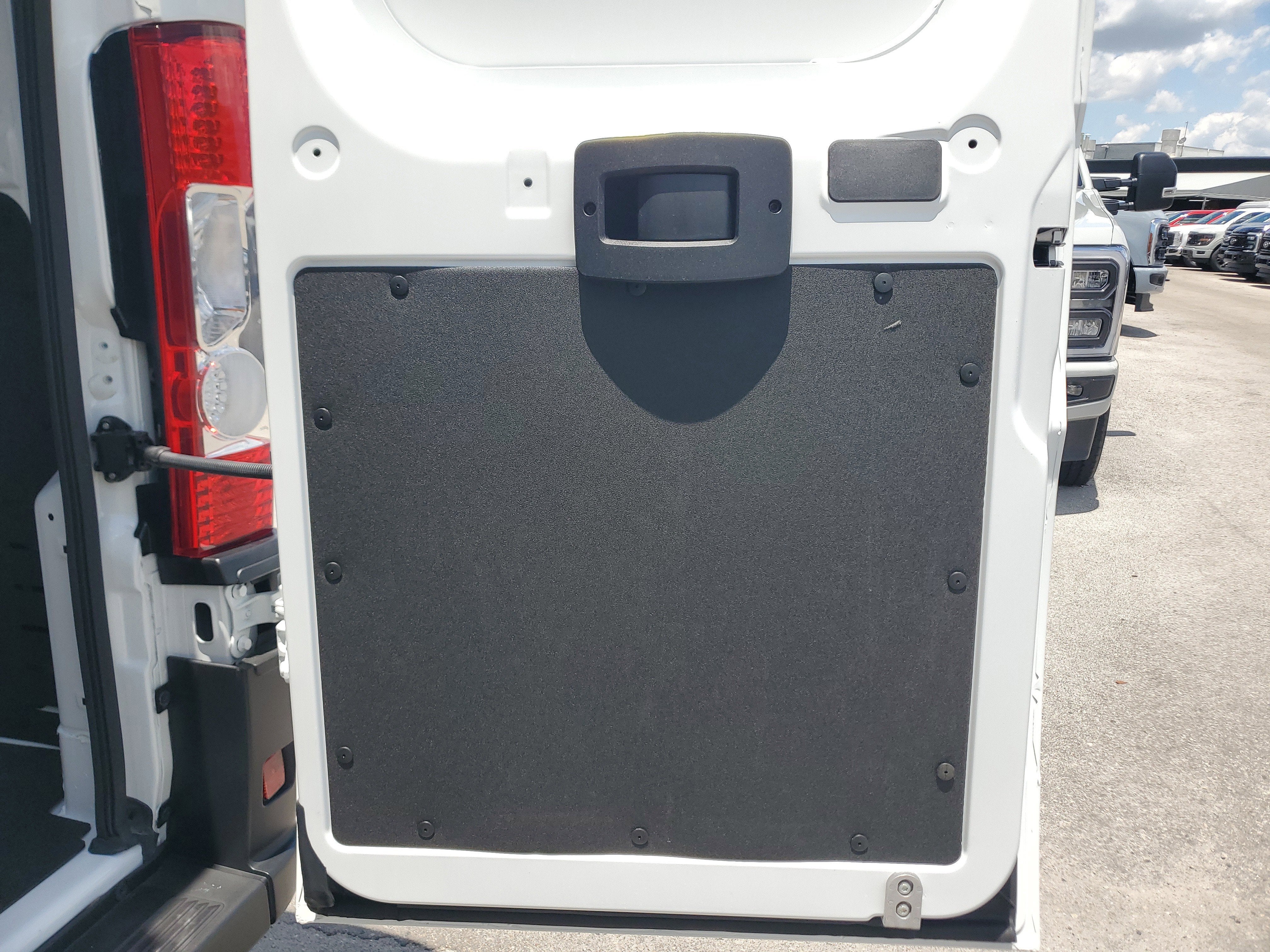 2025 RAM ProMaster Cargo Van Tradesman