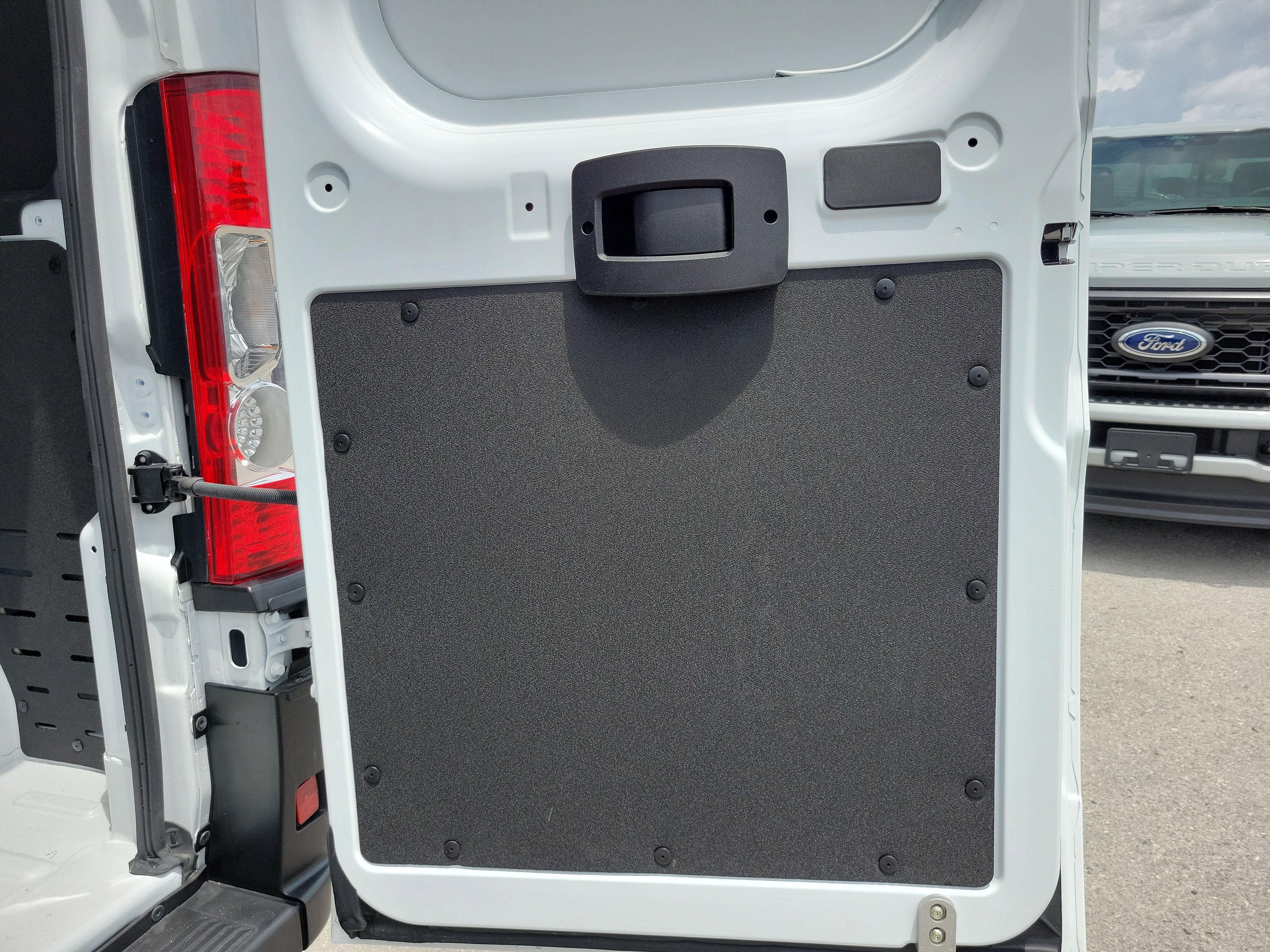 2026 RAM ProMaster Cargo Van Tradesman