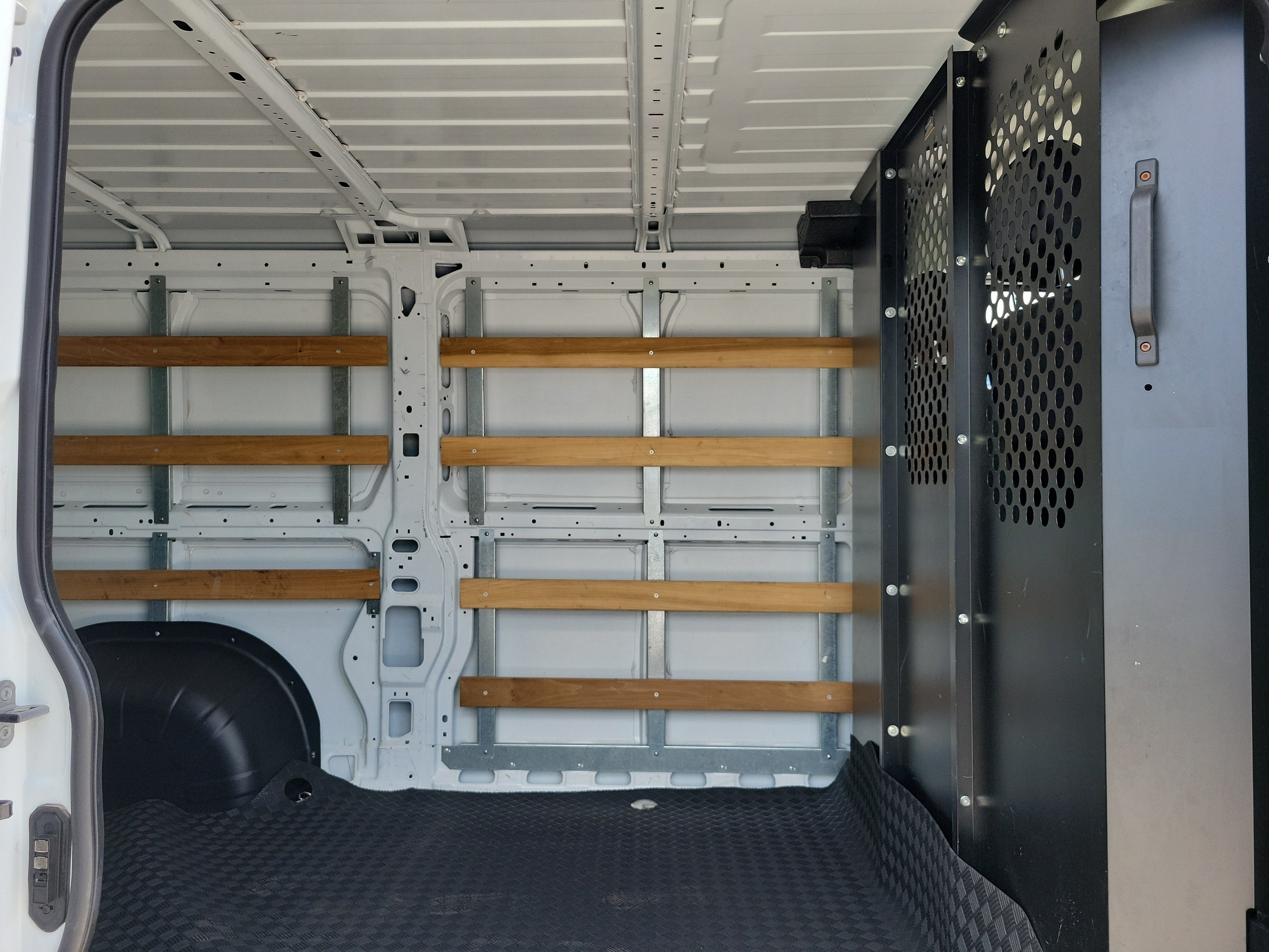 2025 RAM ProMaster Cargo Van Tradesman
