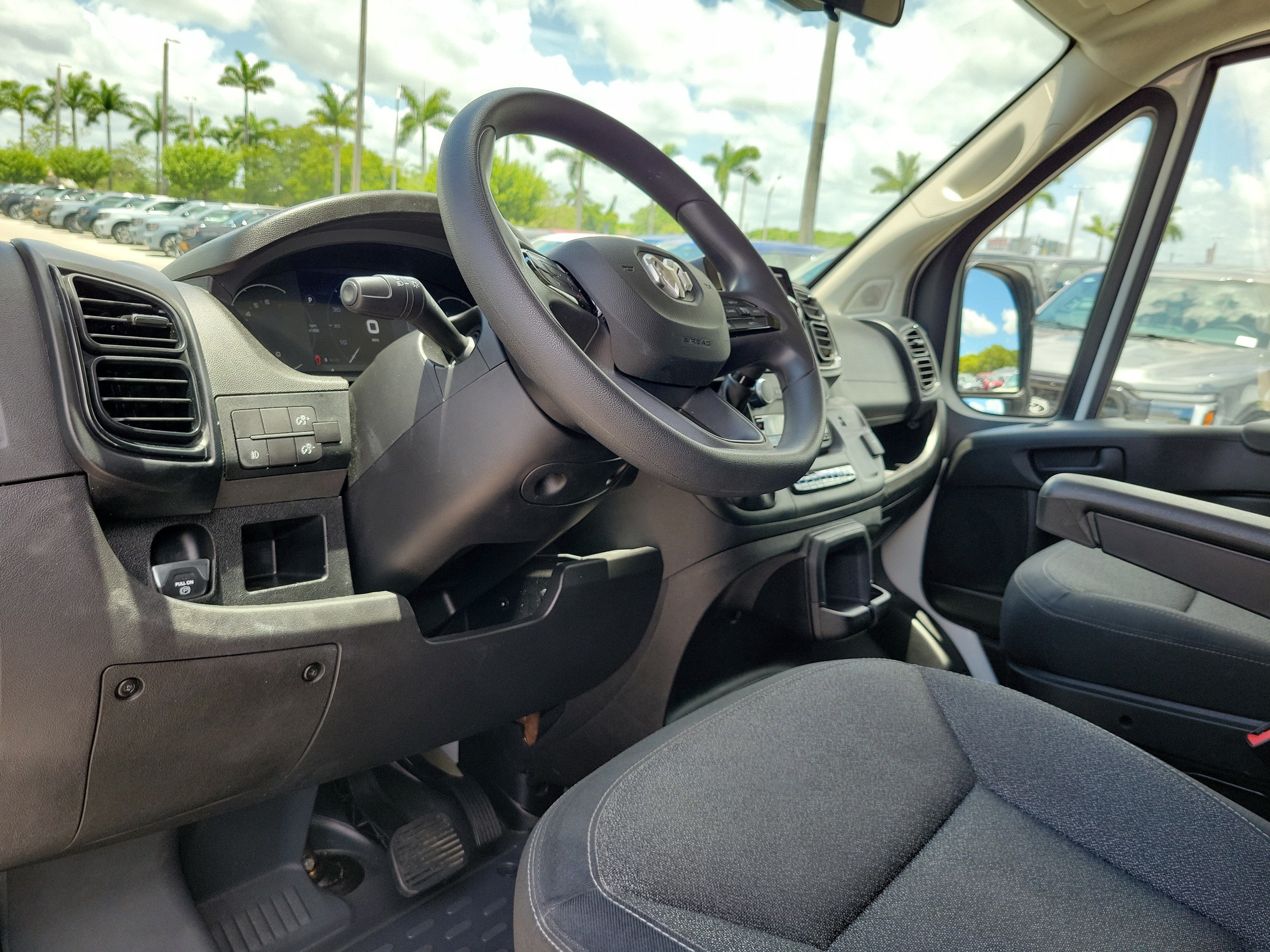 2025 RAM ProMaster Cargo Van Tradesman