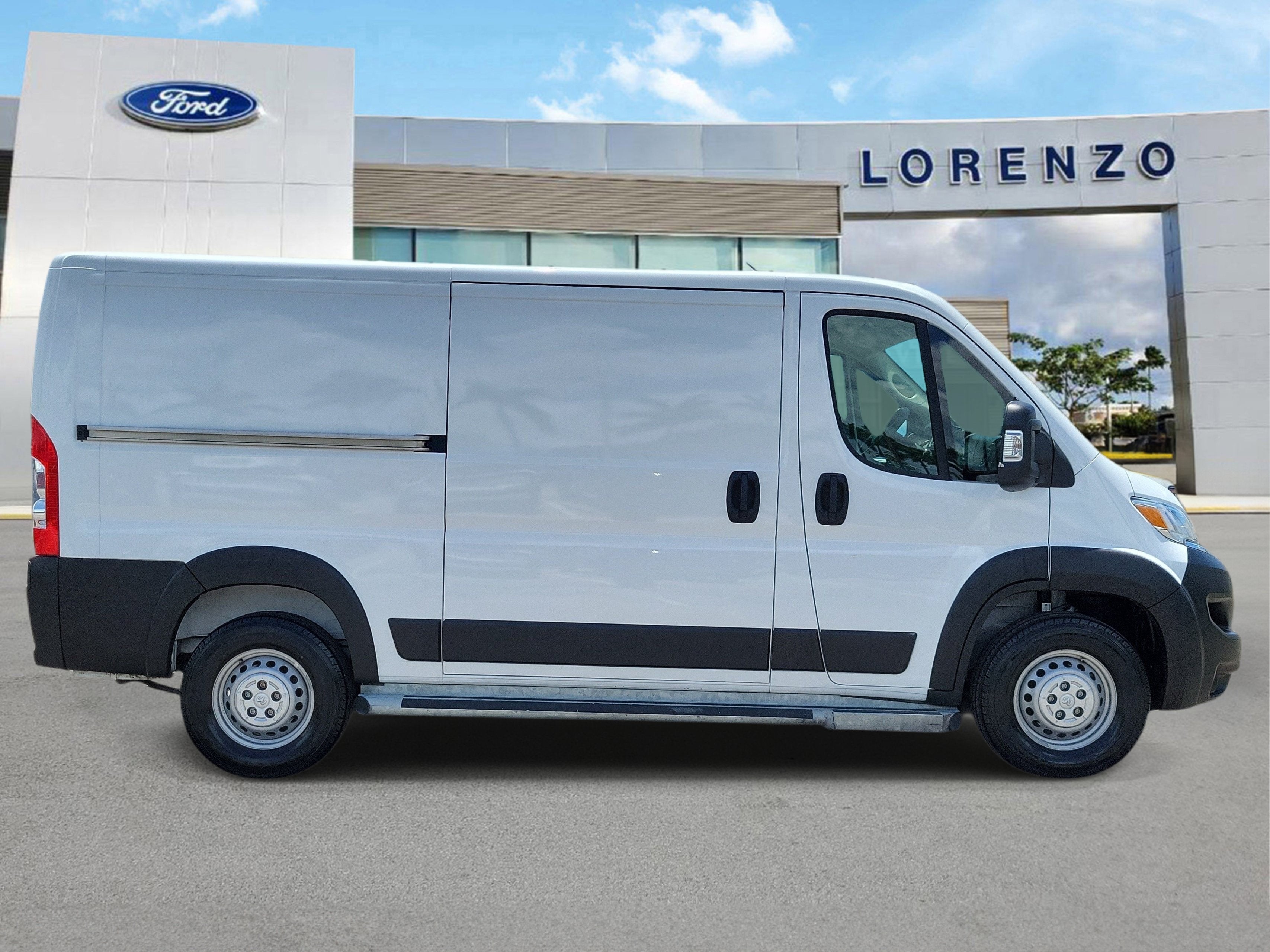2025 RAM ProMaster Cargo Van Tradesman