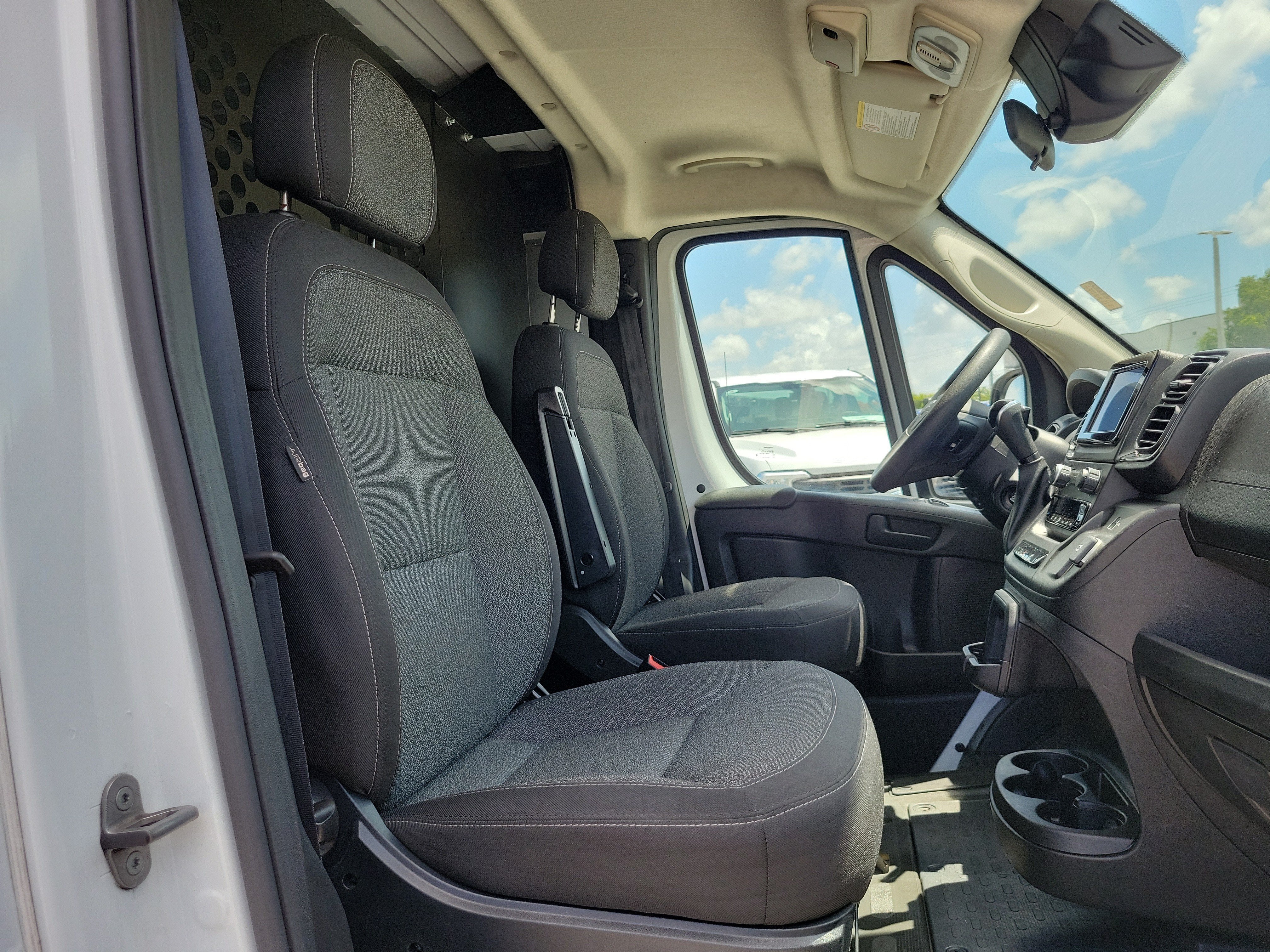 2025 RAM ProMaster Cargo Van Tradesman