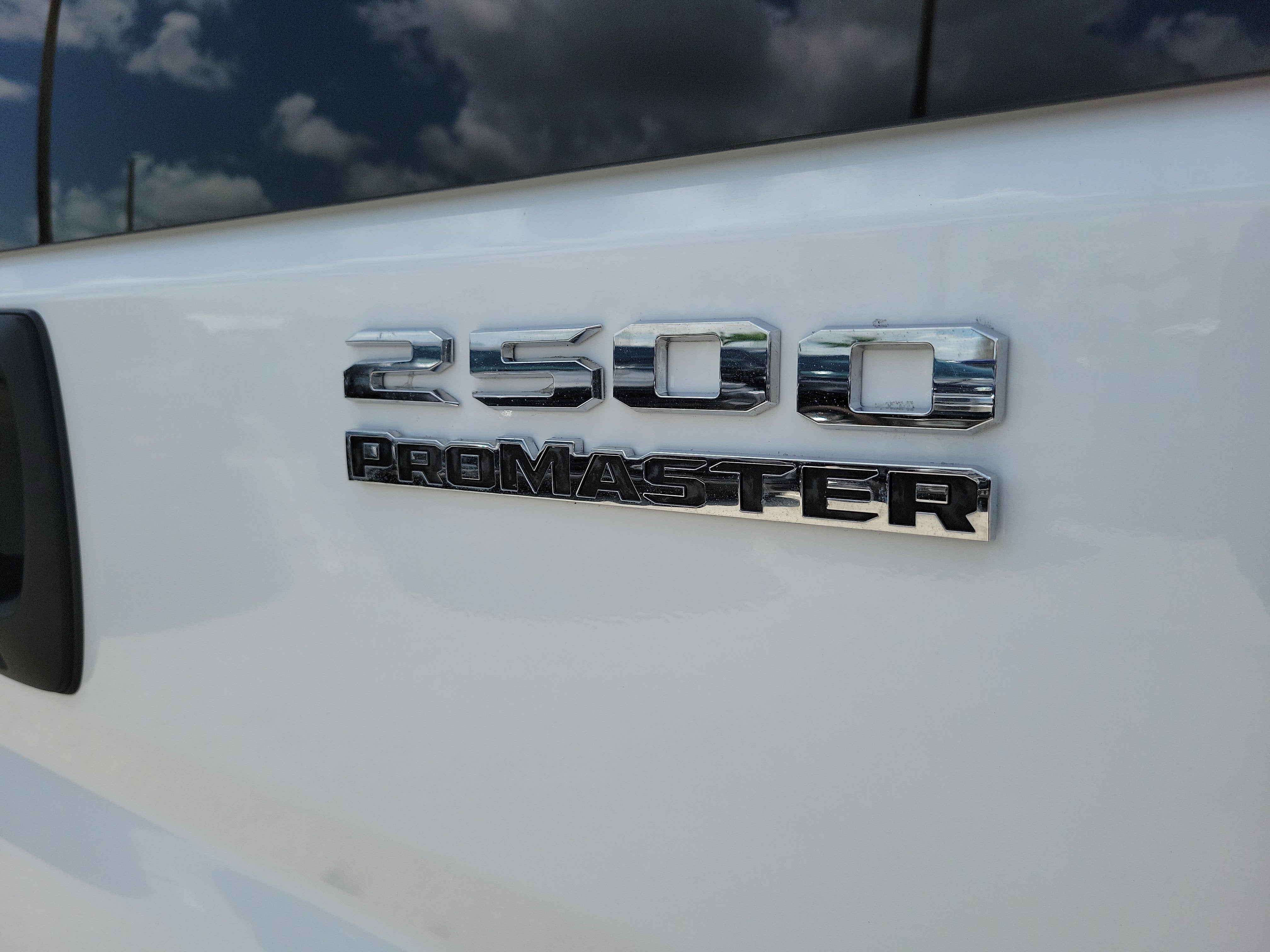 2025 RAM ProMaster Cargo Van Tradesman