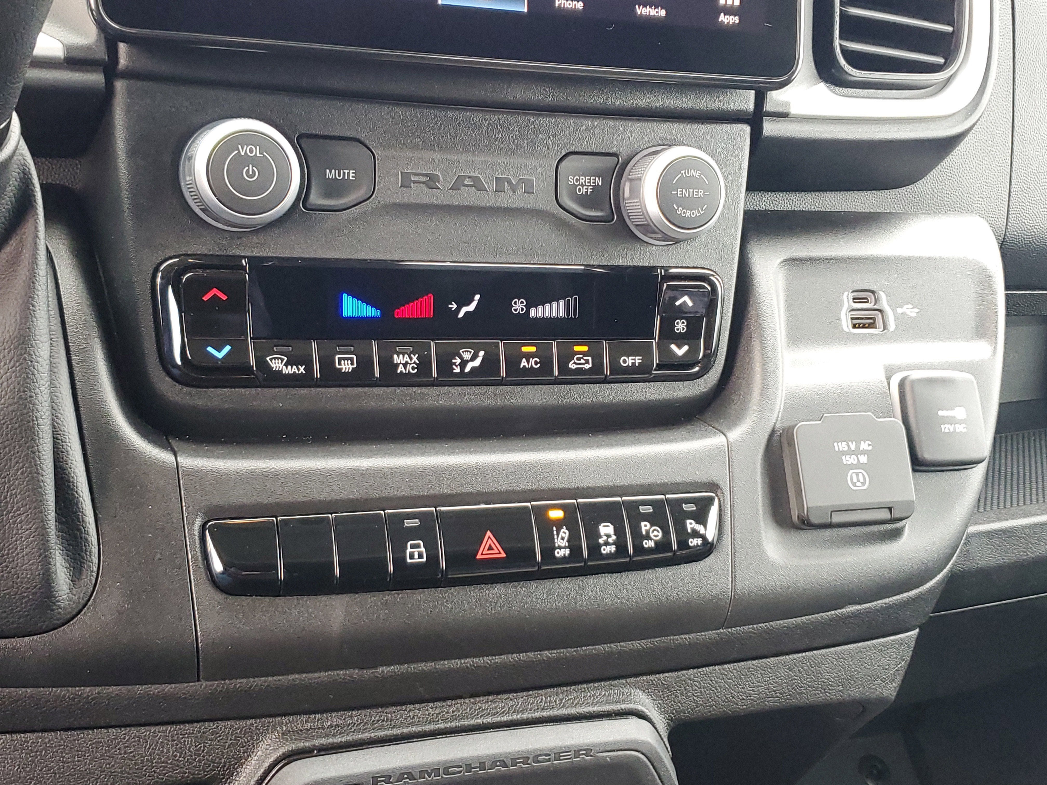 2025 RAM ProMaster Cargo Van SLT+