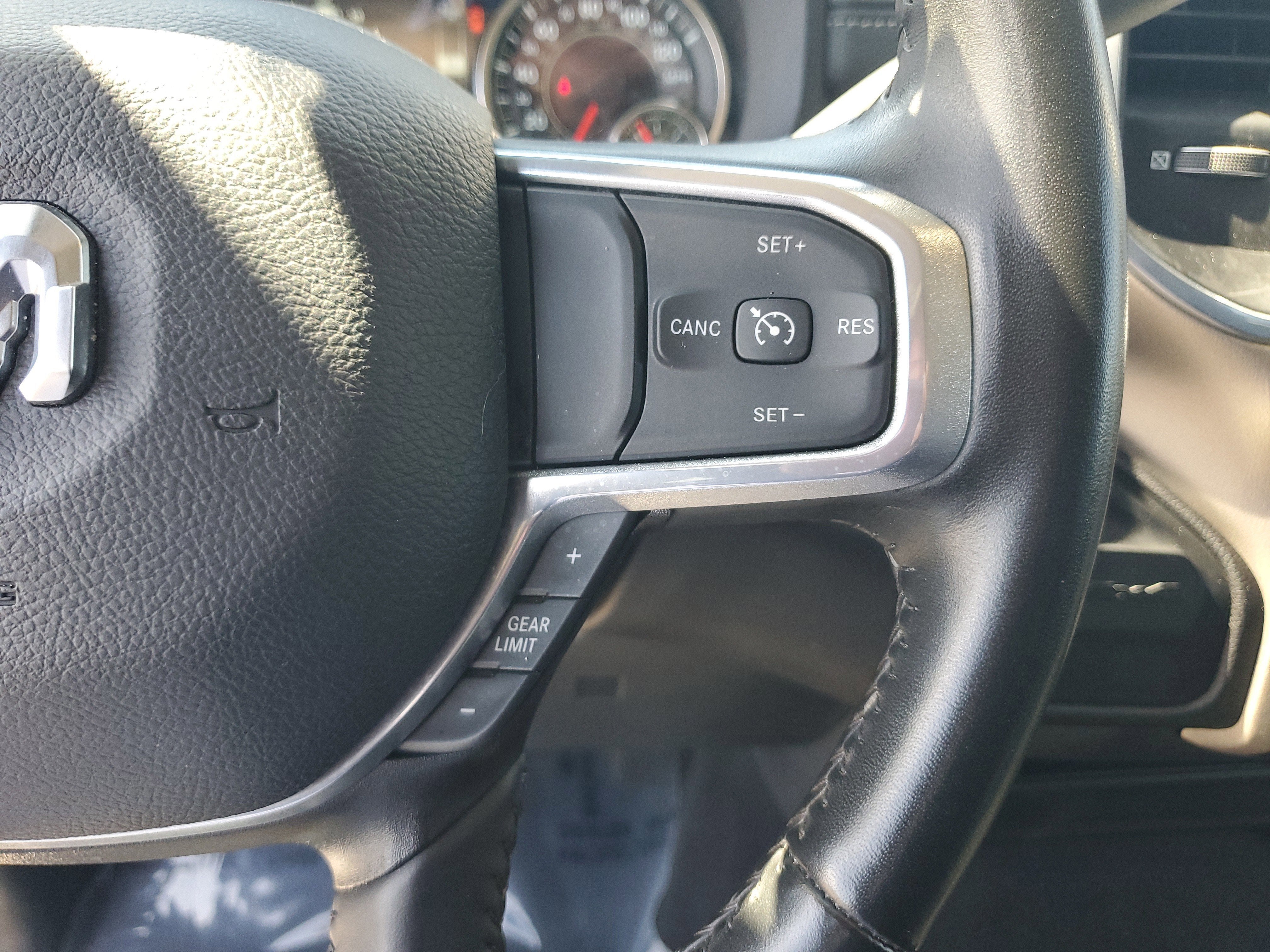 2024 RAM 2500 Laramie 4WD Diesel