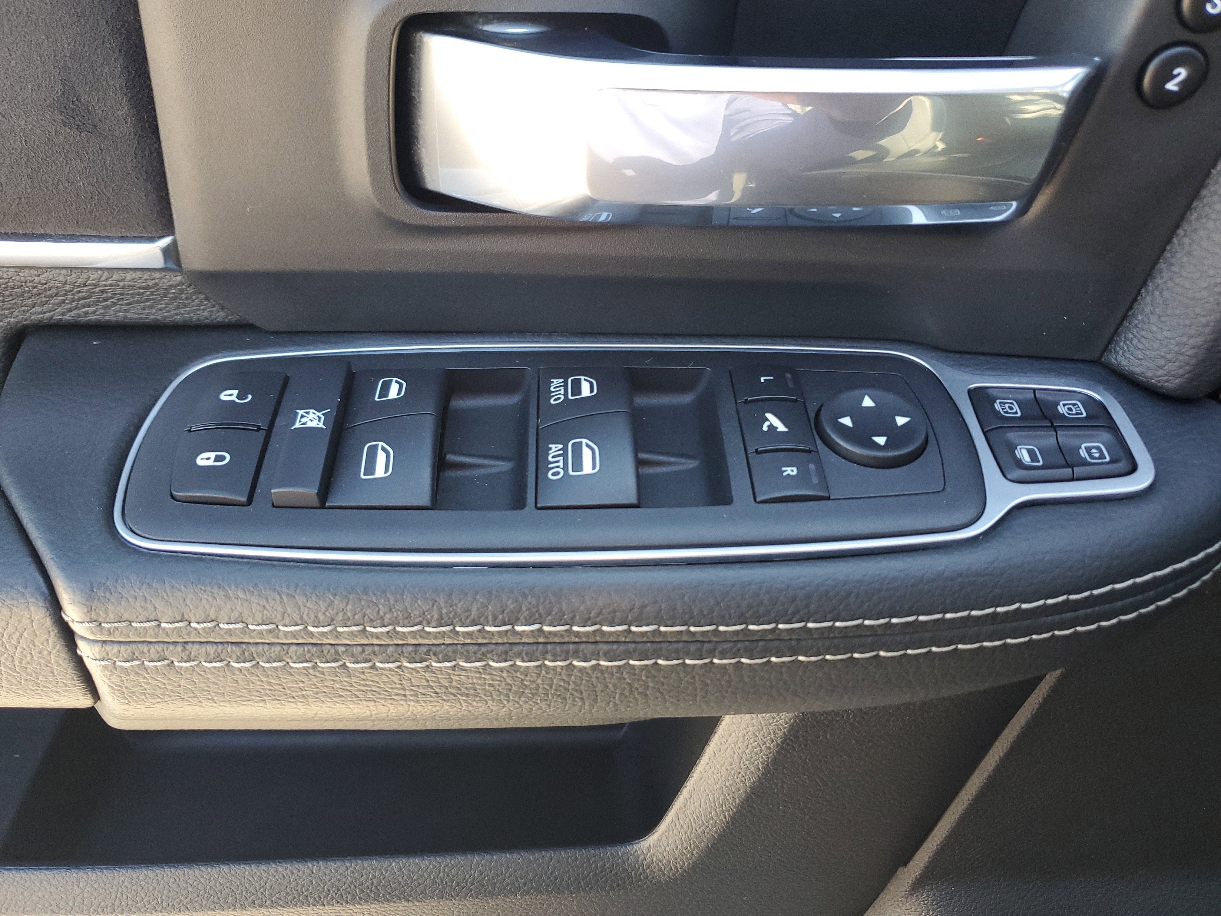 2024 RAM 2500 Laramie 4WD Diesel