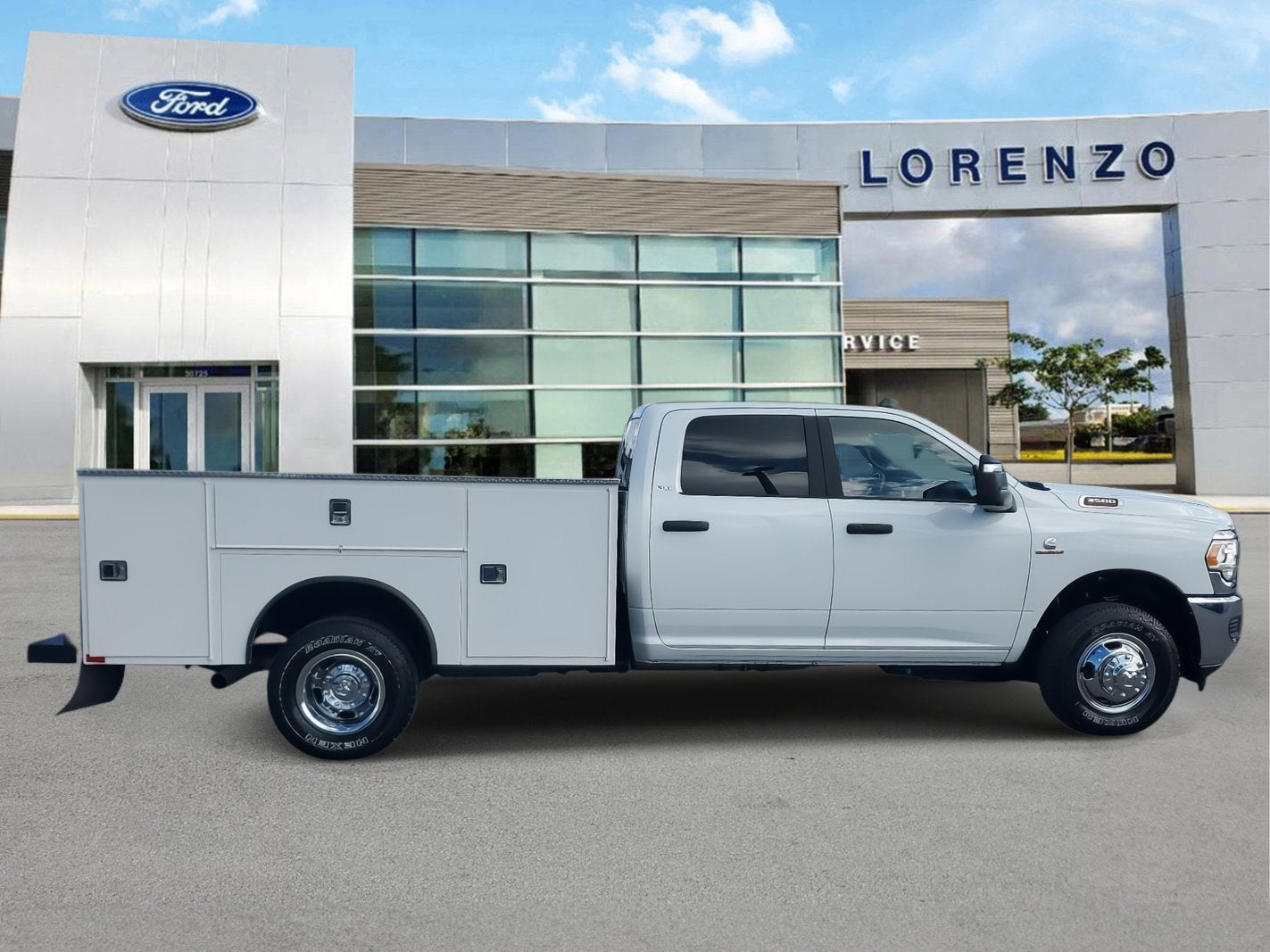 2024 RAM 3500 Chassis Cab SLT