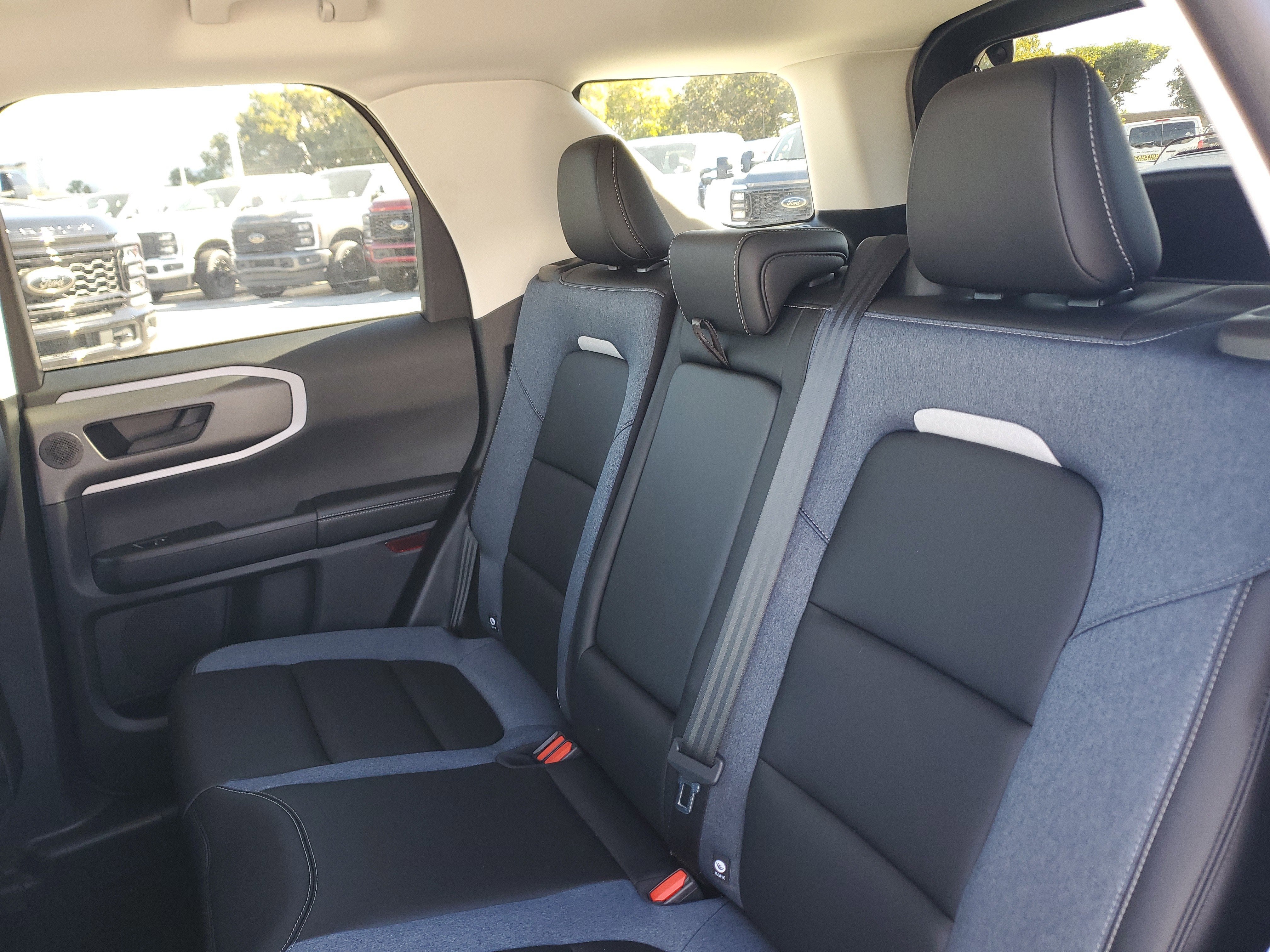 2025 Ford Bronco Sport Outer Banks 4WD