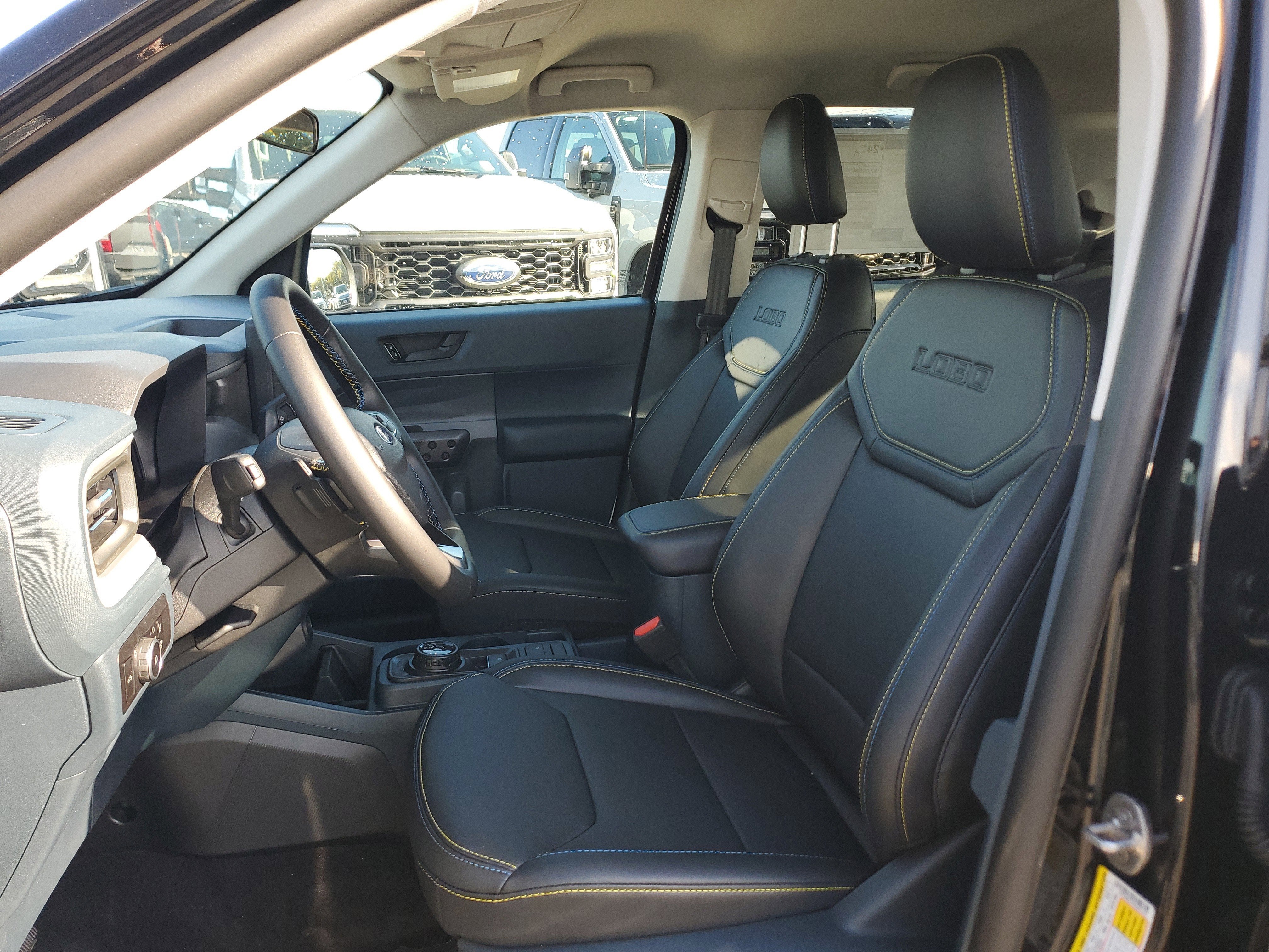 2026 Ford Maverick Lobo Standard