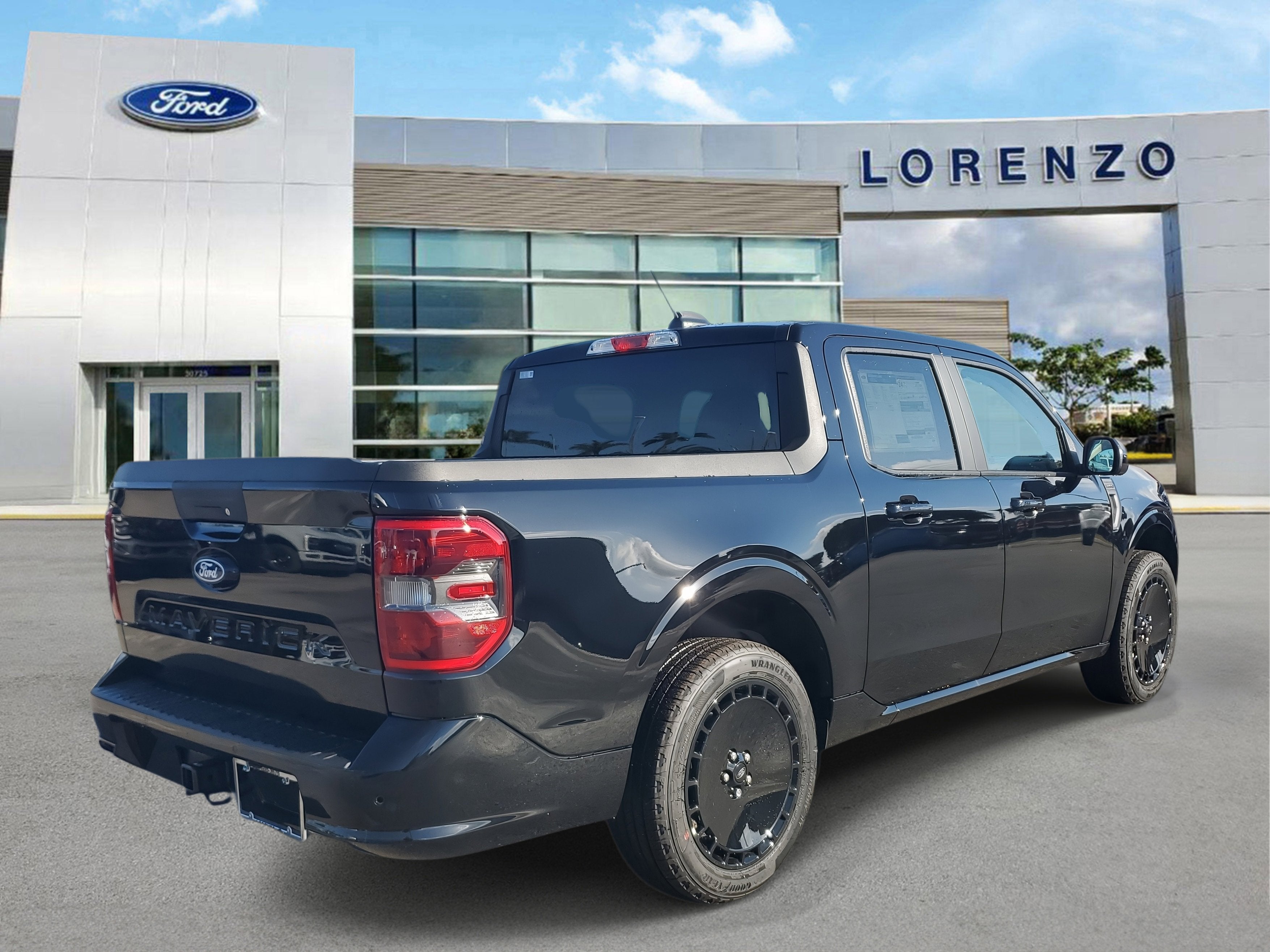 2026 Ford Maverick Lobo Standard