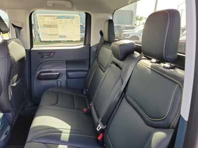 2026 Ford Maverick Lobo Standard