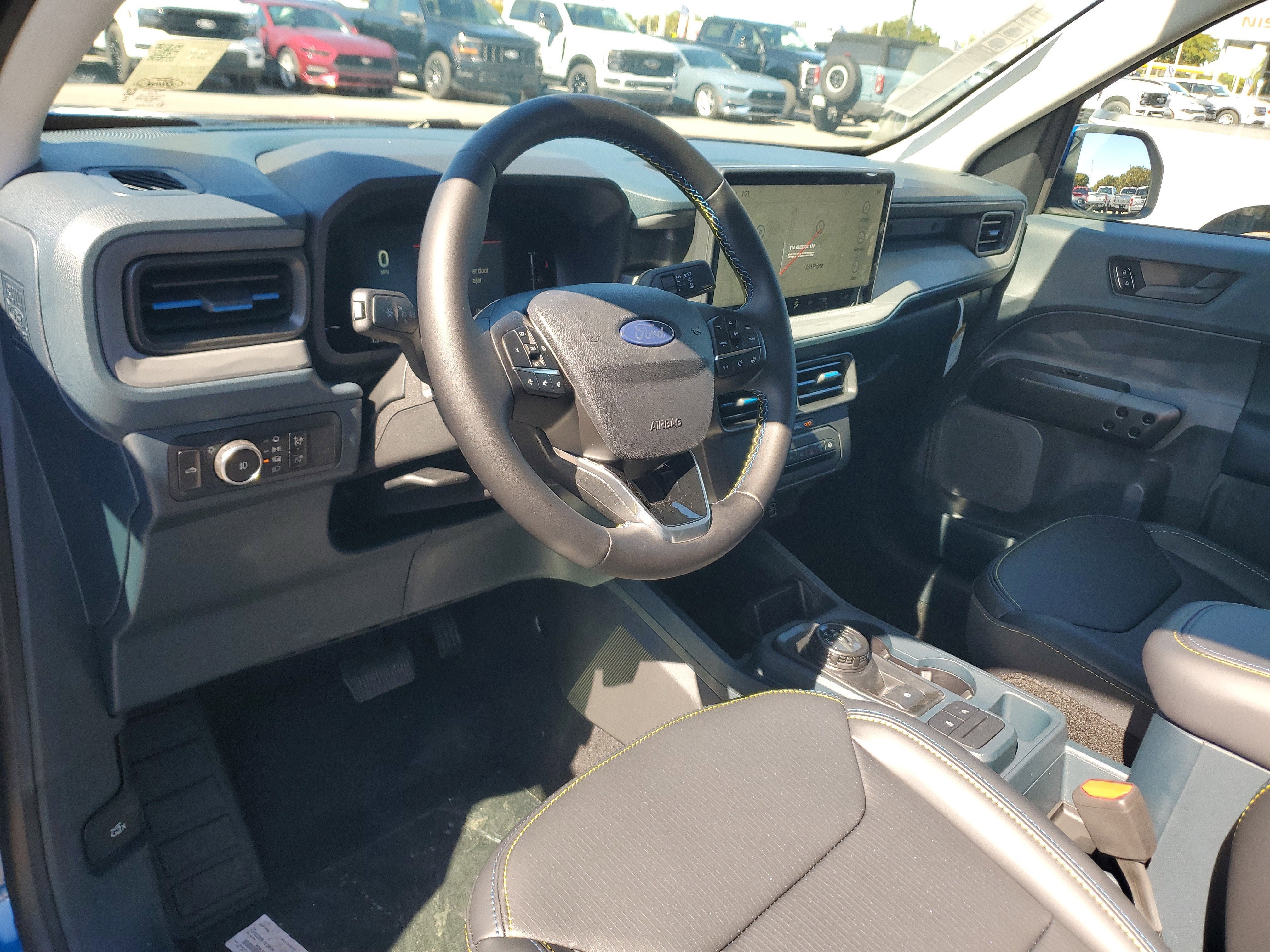 2026 Ford Maverick Lobo Standard