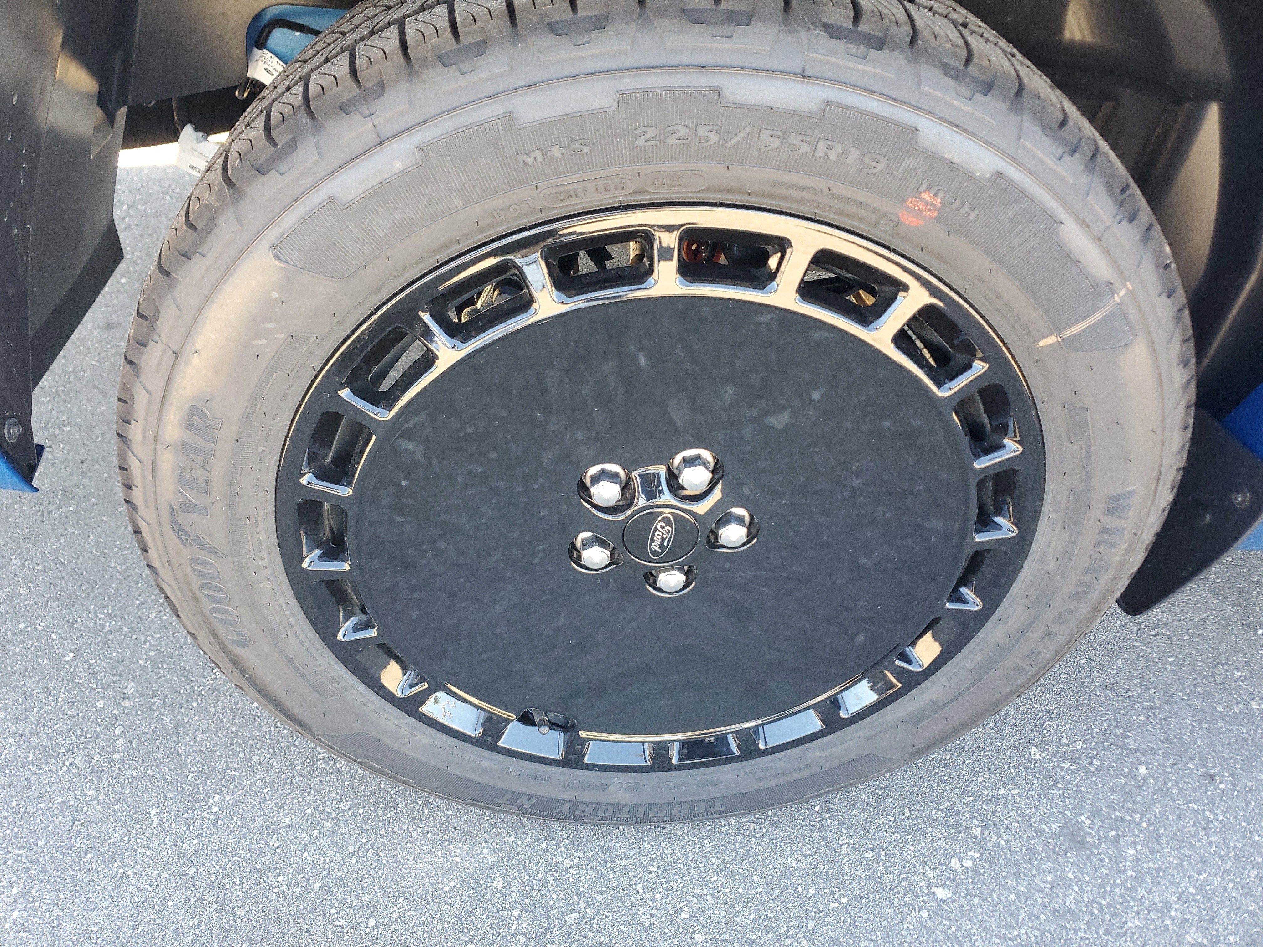 2026 Ford Maverick Lobo Standard