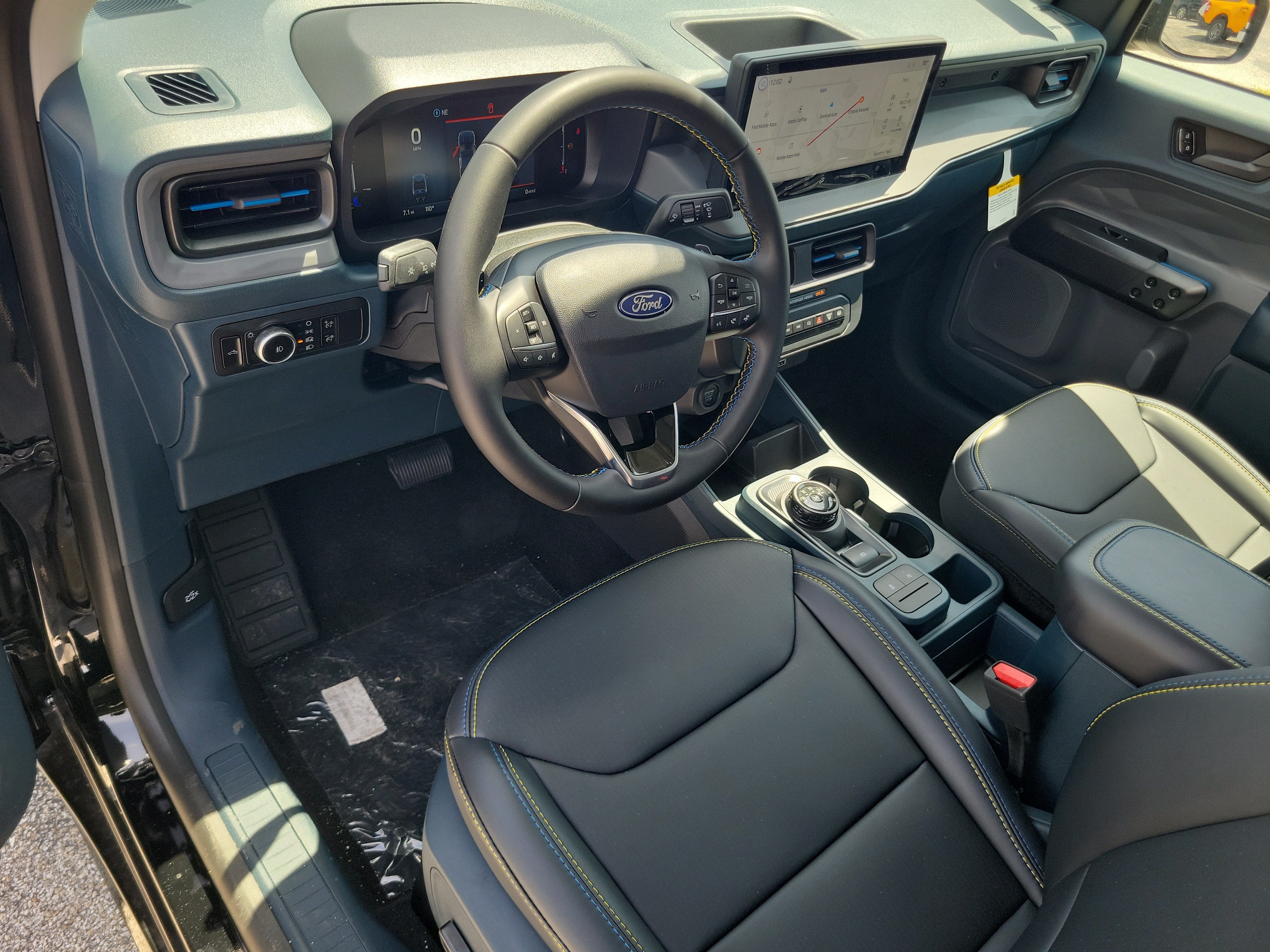 2026 Ford Maverick Lobo Standard
