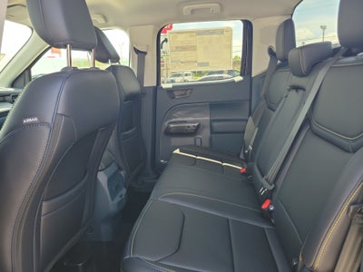 2026 Ford Maverick Lobo Standard