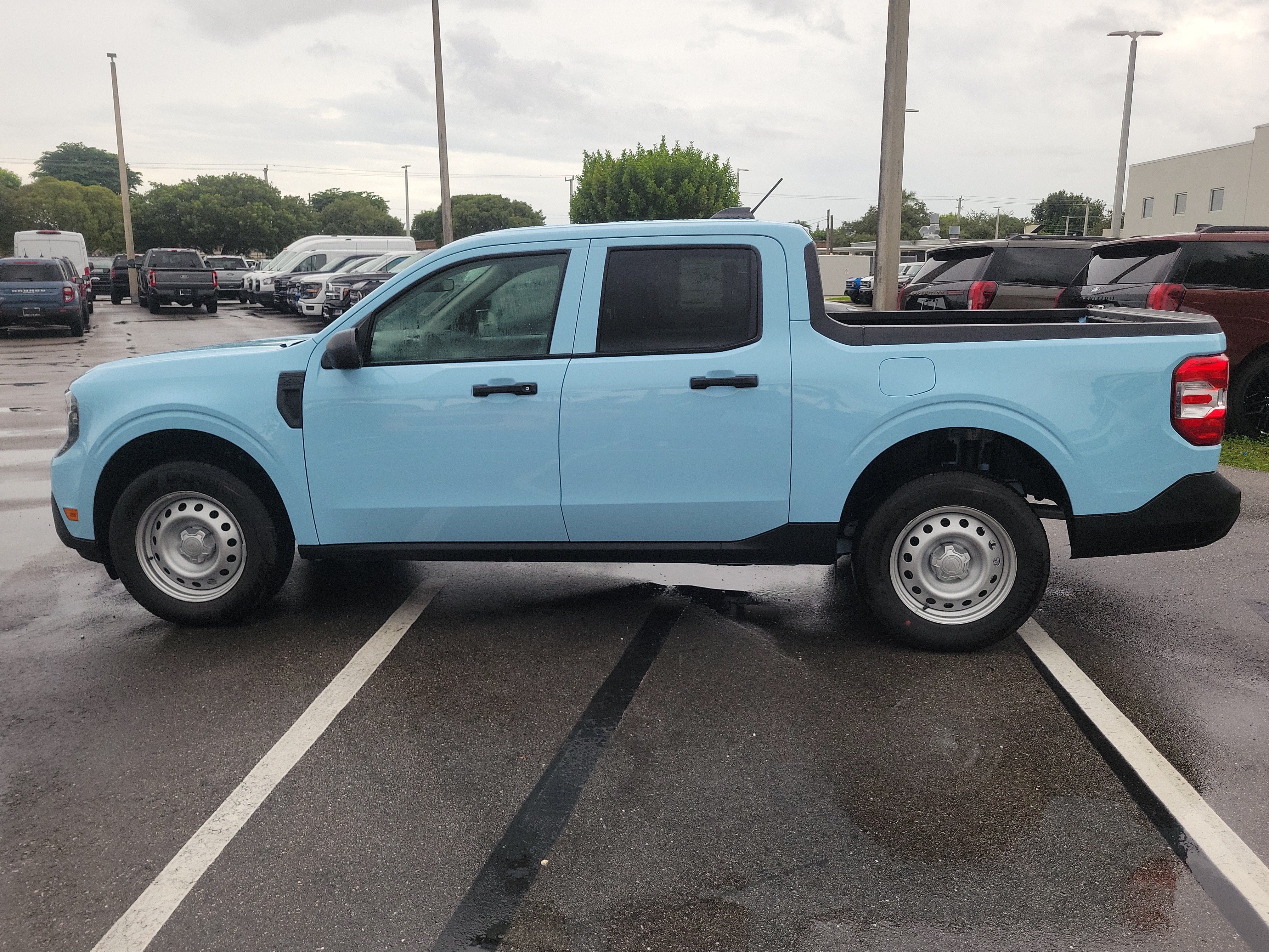 2026 Ford Maverick XL