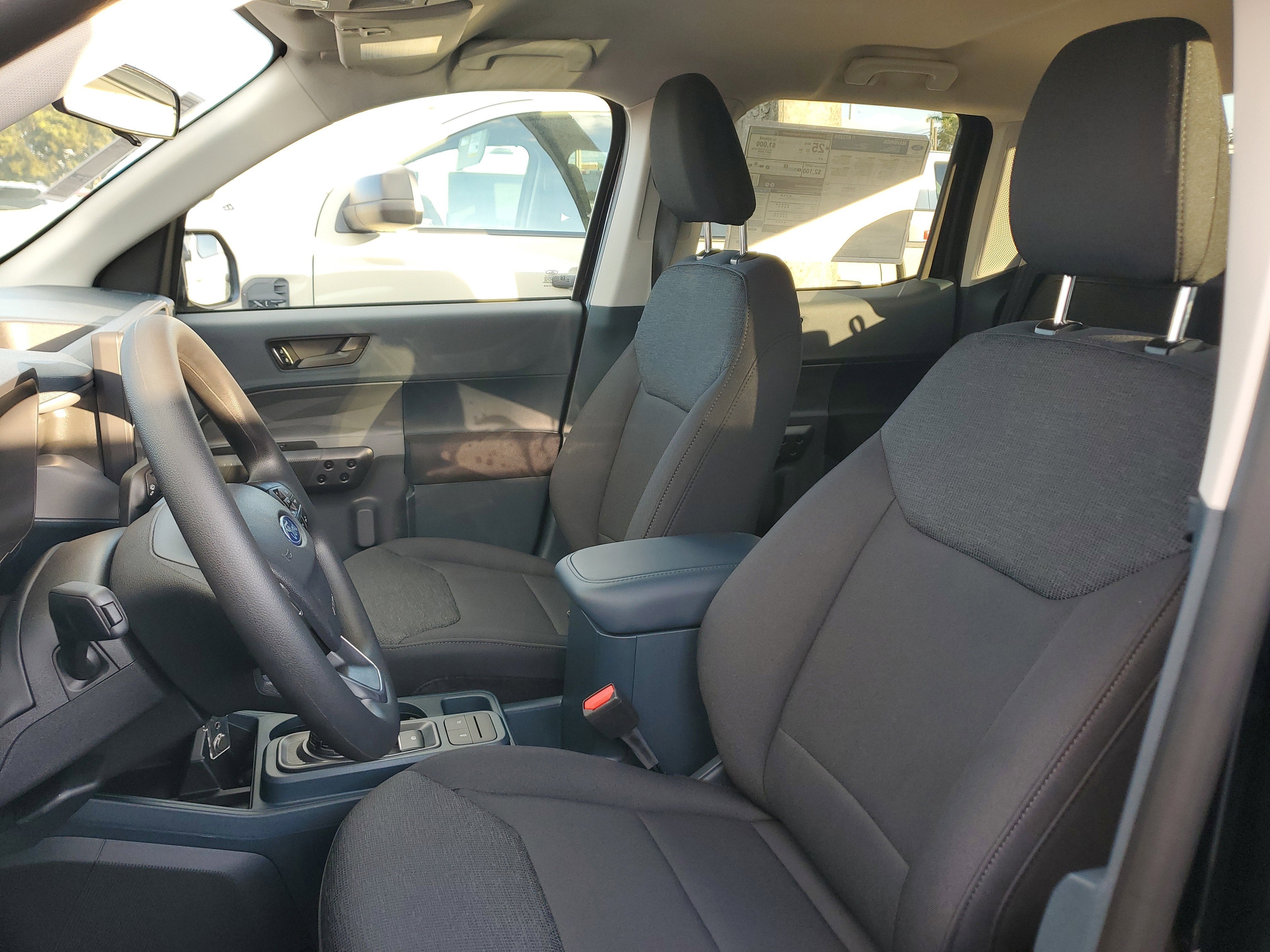 2025 Ford Maverick XL