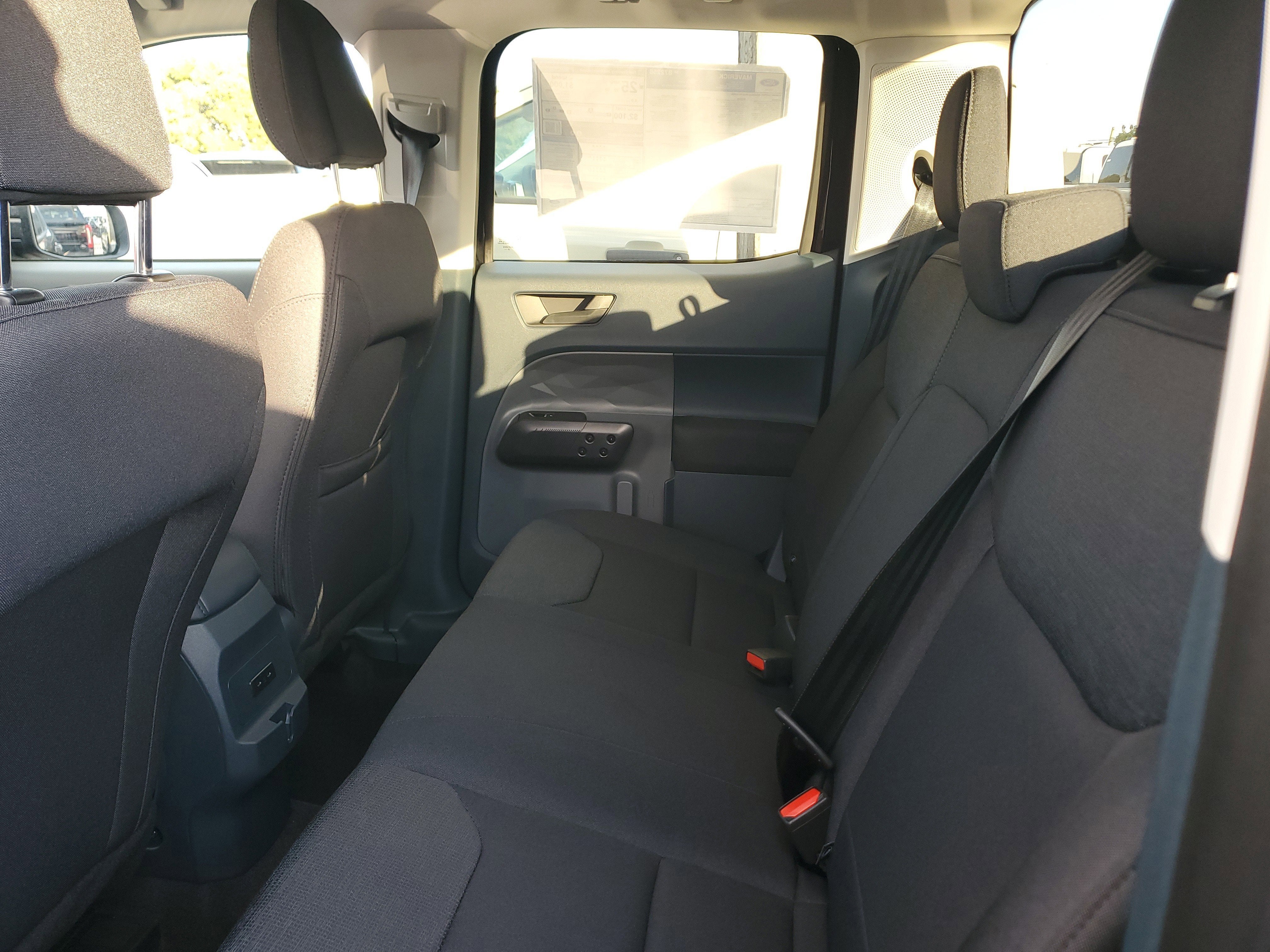 2025 Ford Maverick XL