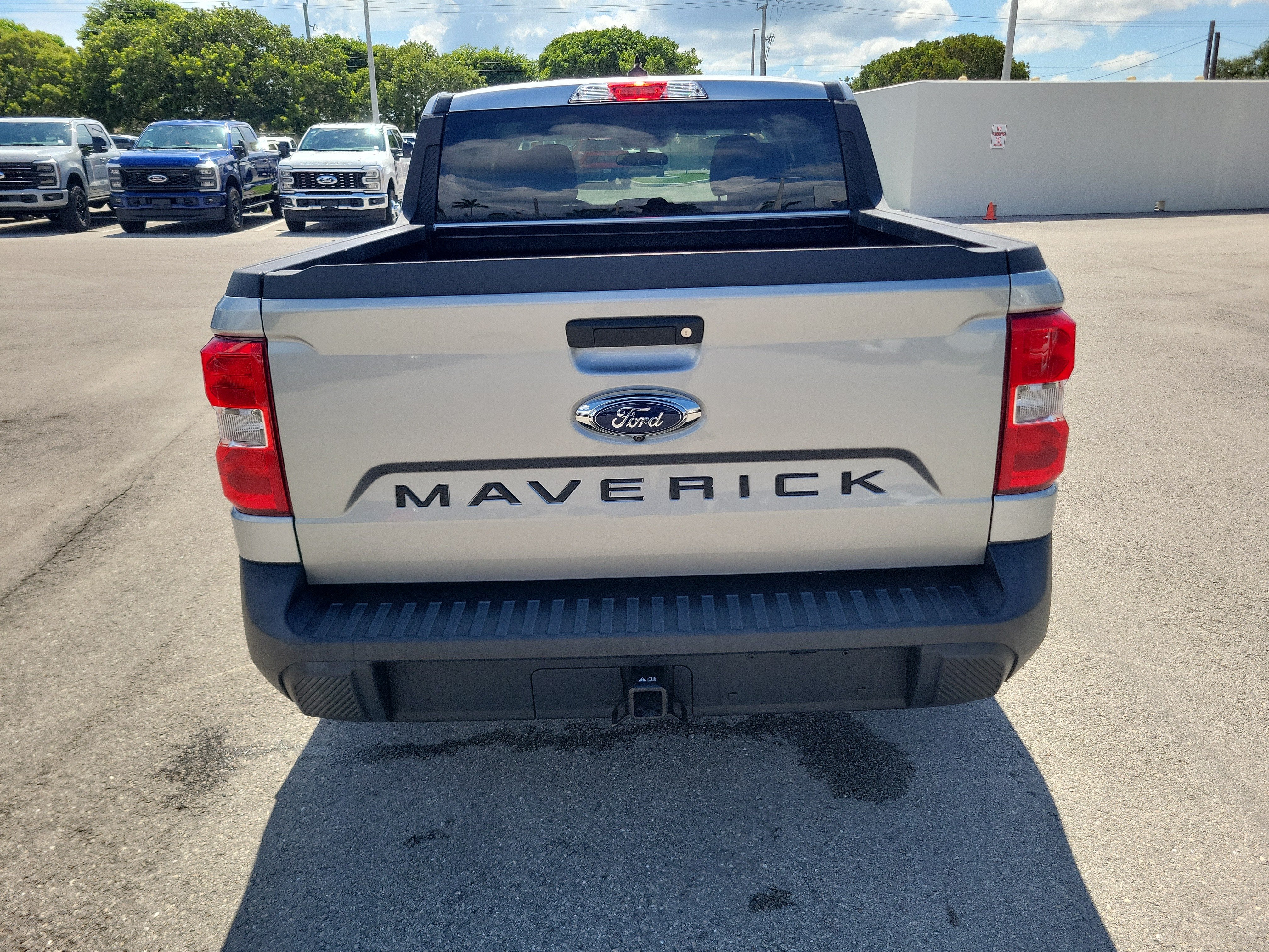 2022 Ford Maverick XL
